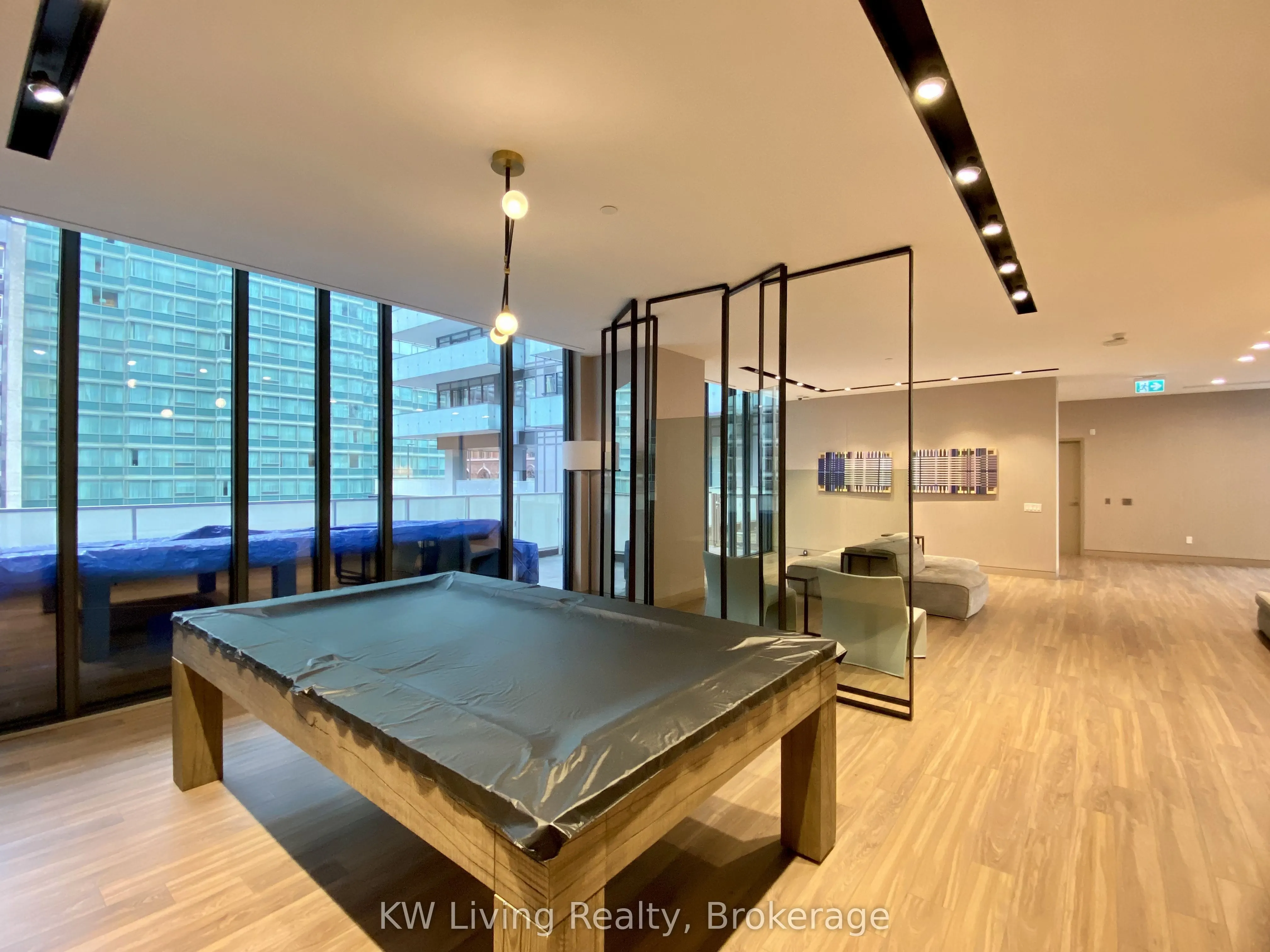 25 Richmond Street E, #2309
