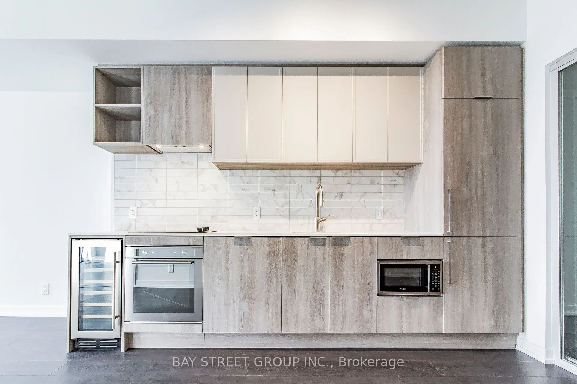 2020 Bathurst Street, #1203