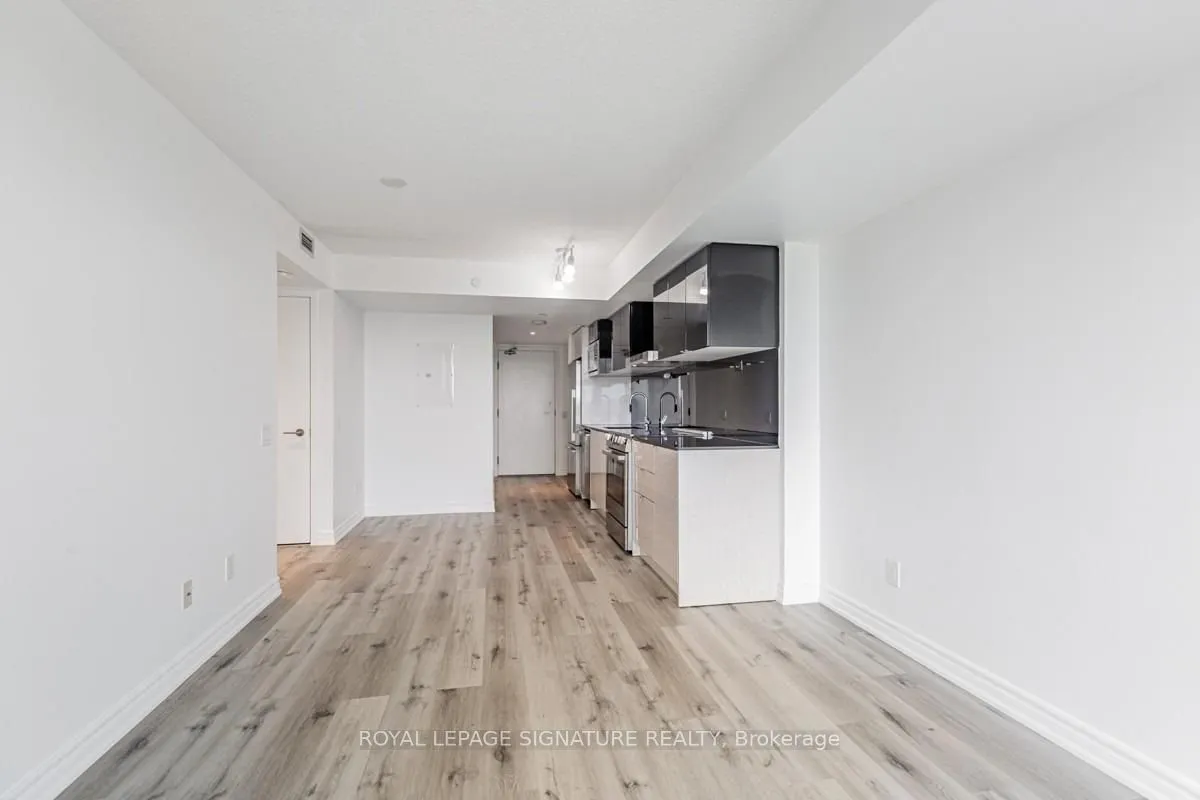 72 Esther Shiner Boulevard, #2110