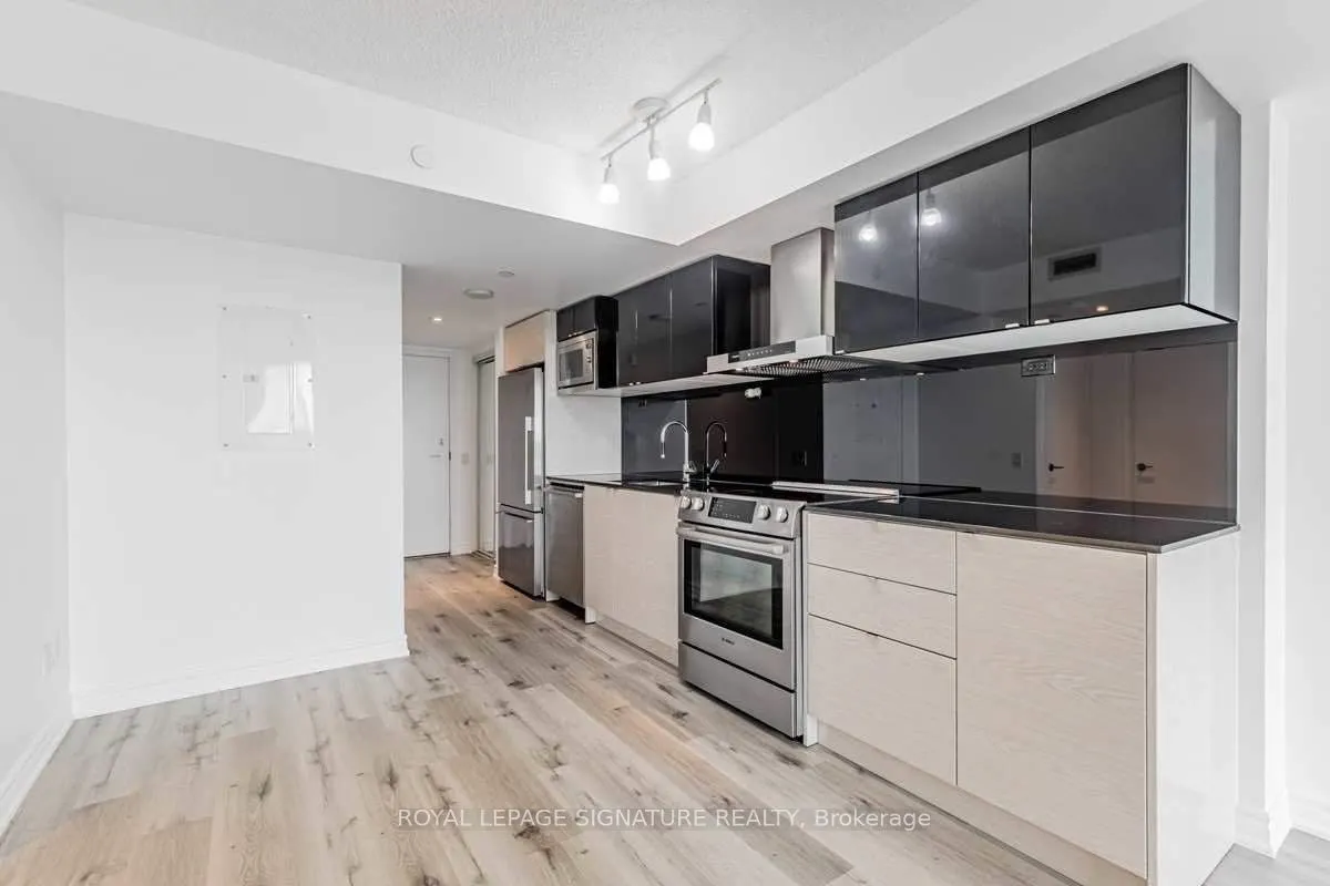 72 Esther Shiner Boulevard, #2110