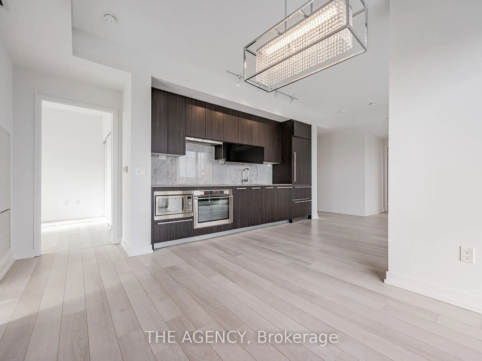 117 McMahon Drive, #3702