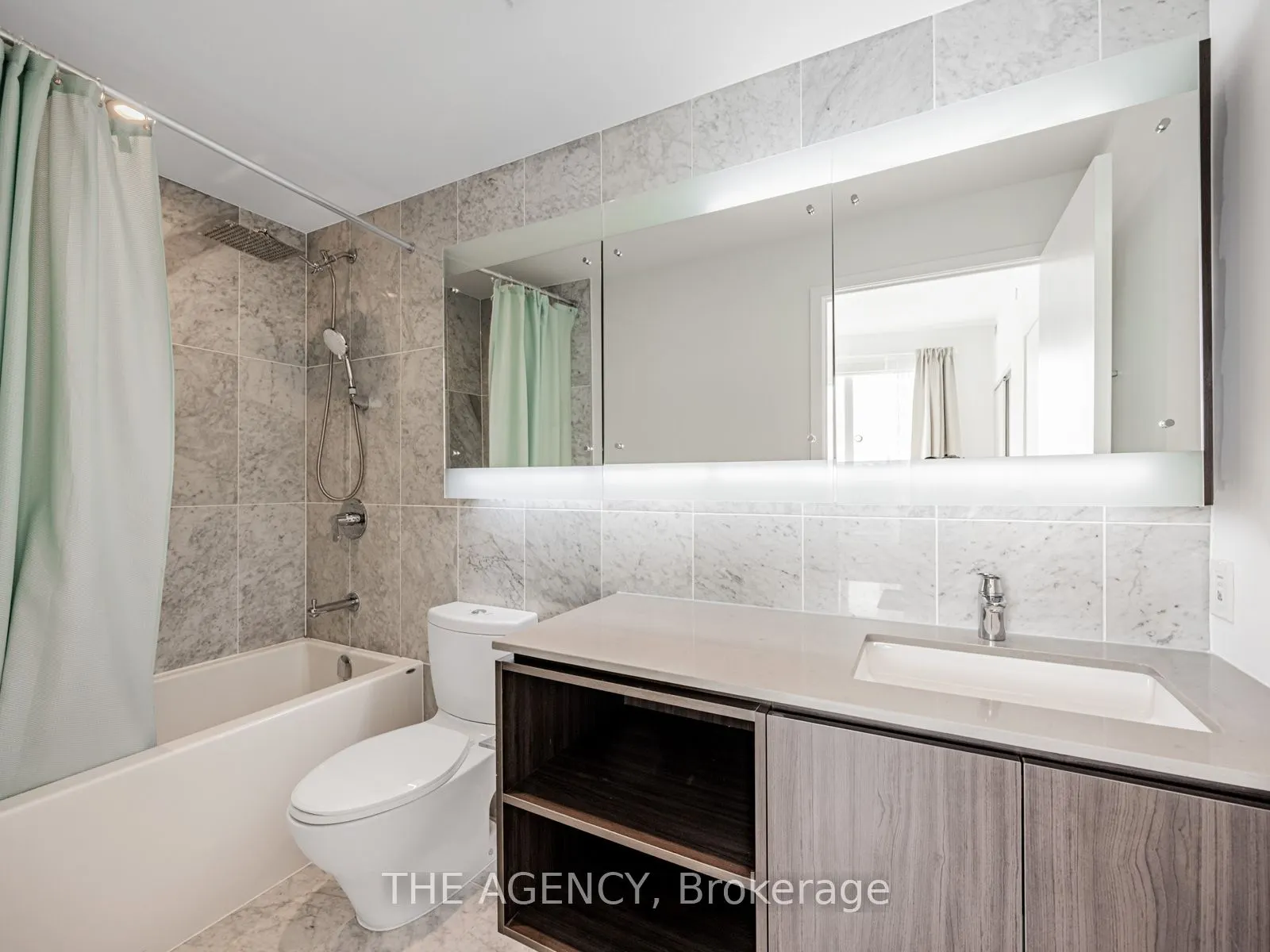117 McMahon Drive, #3702