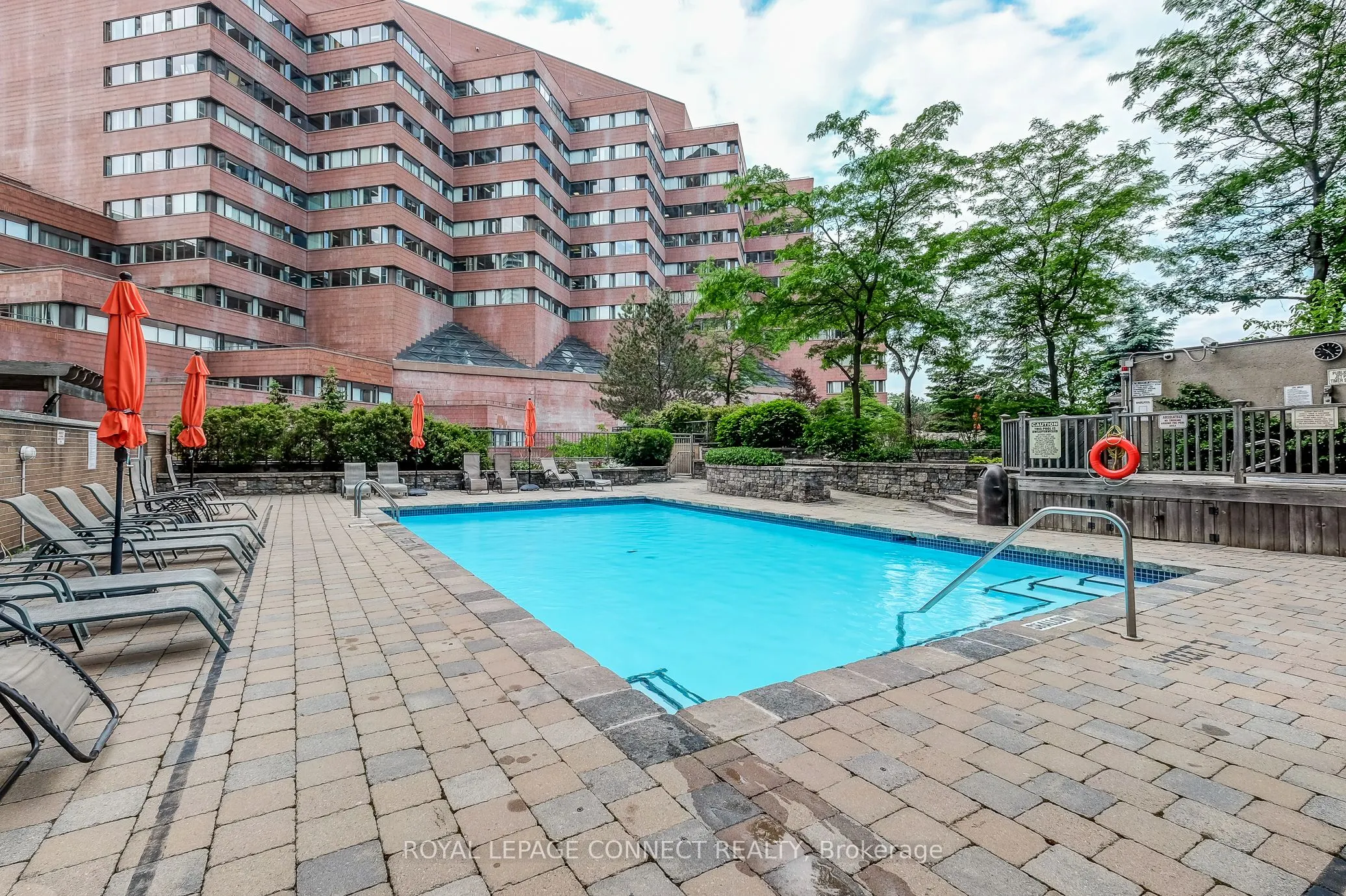 100 Upper Madison Avenue, #306