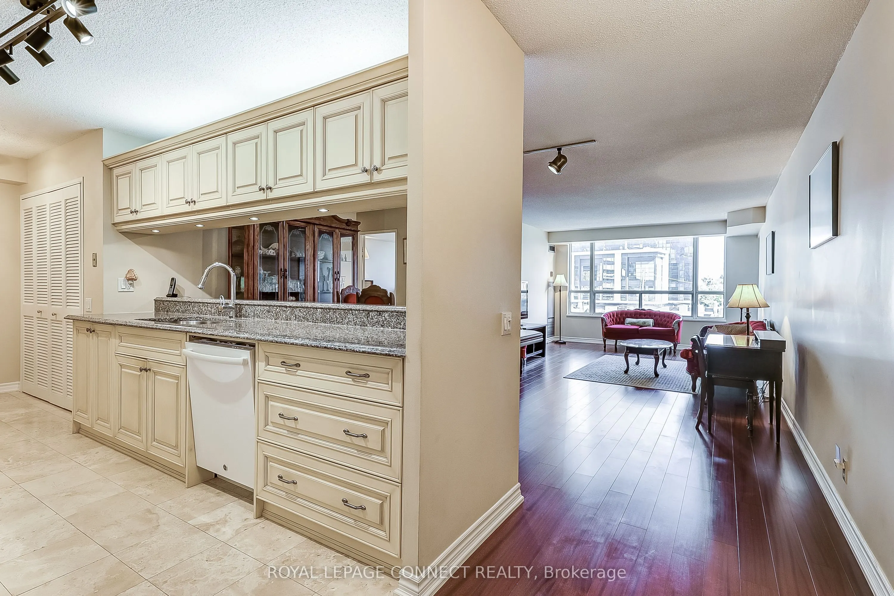 100 Upper Madison Avenue, #306