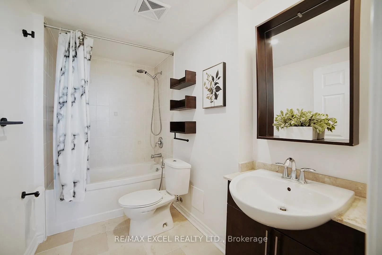 18 Holmes Avenue, #2602