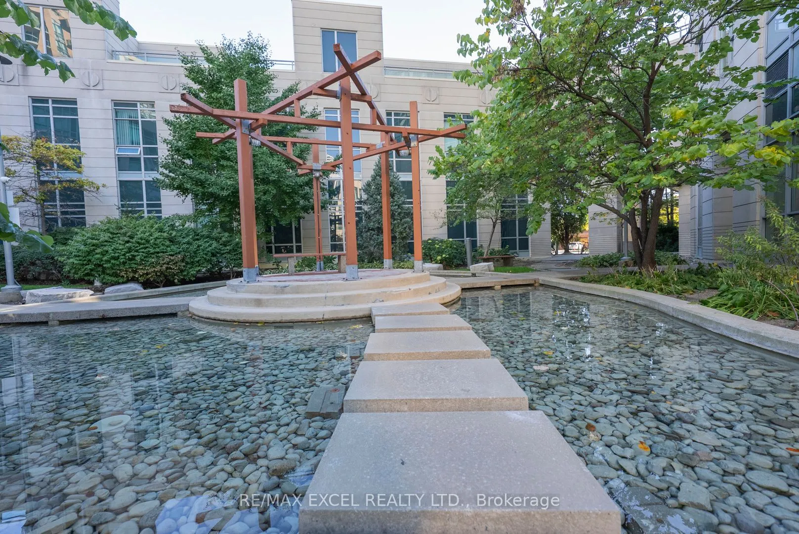 18 Holmes Avenue, #2602