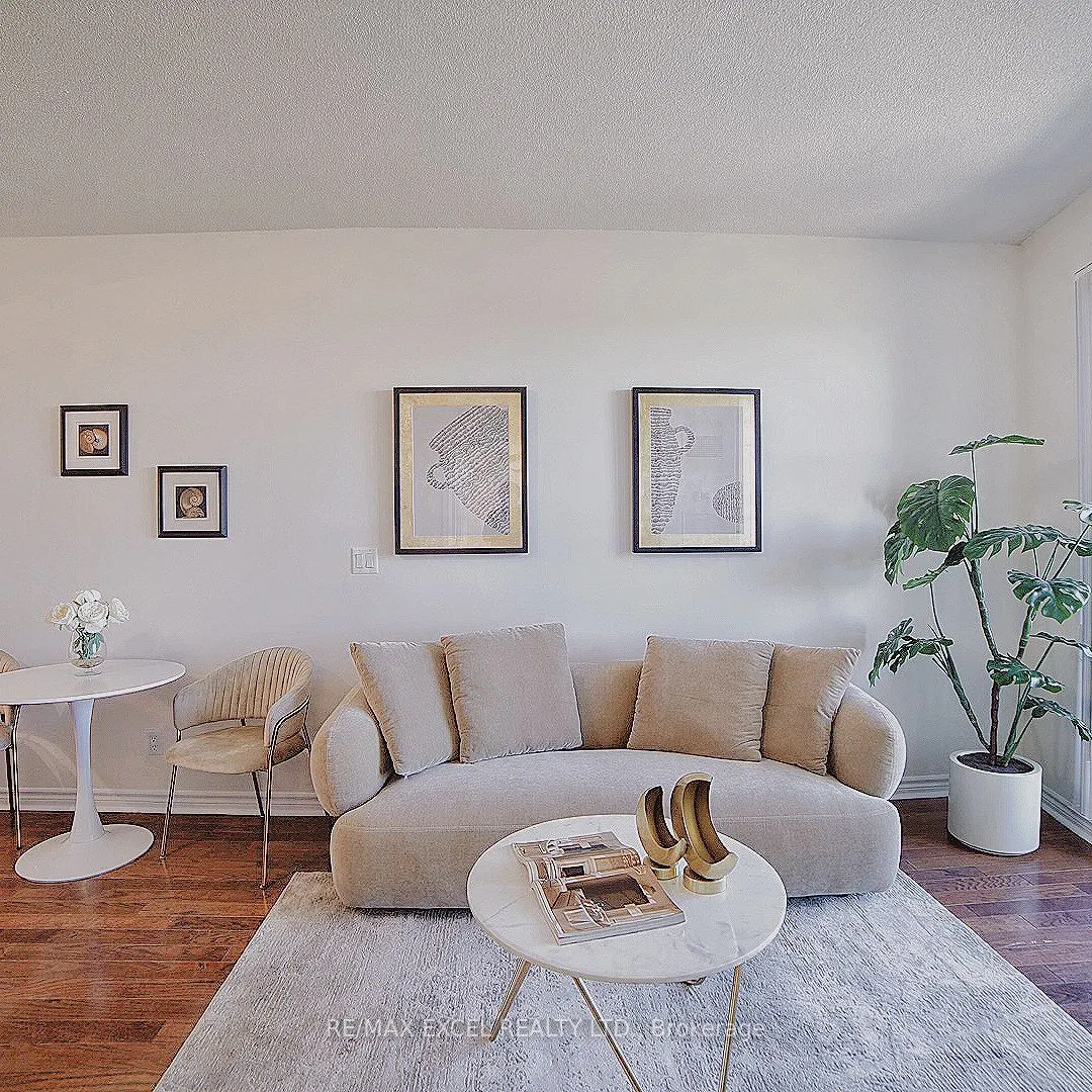 18 Holmes Avenue, #2602
