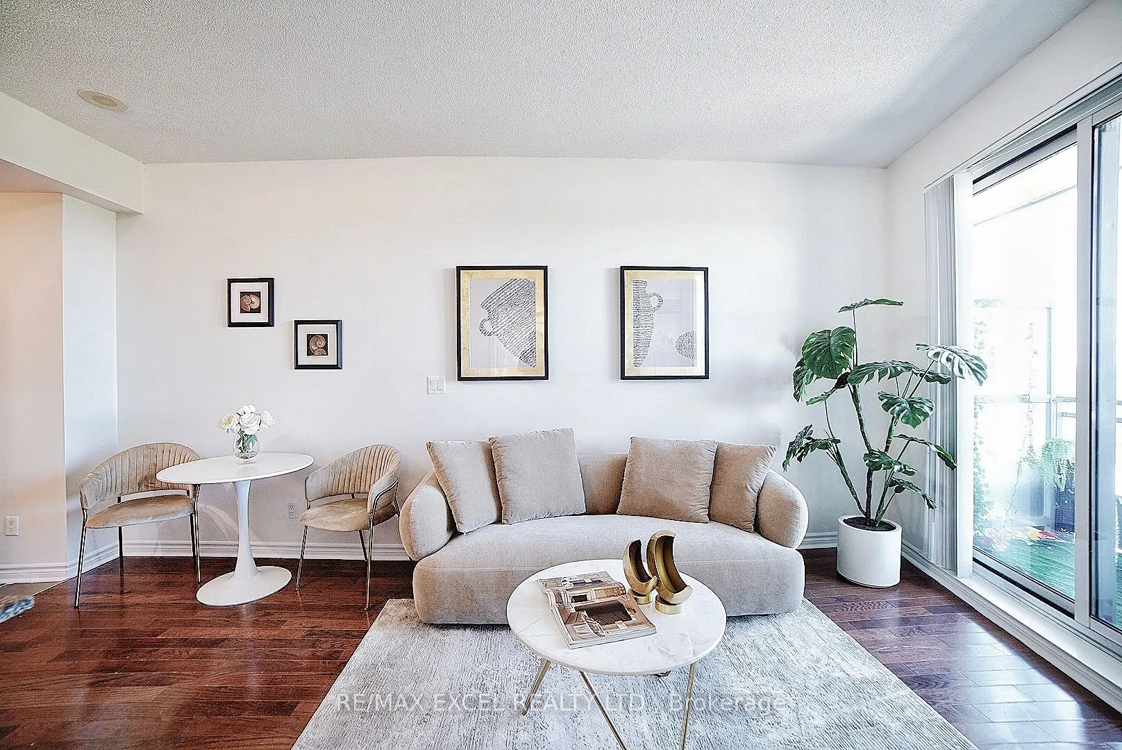 18 Holmes Avenue, #2602