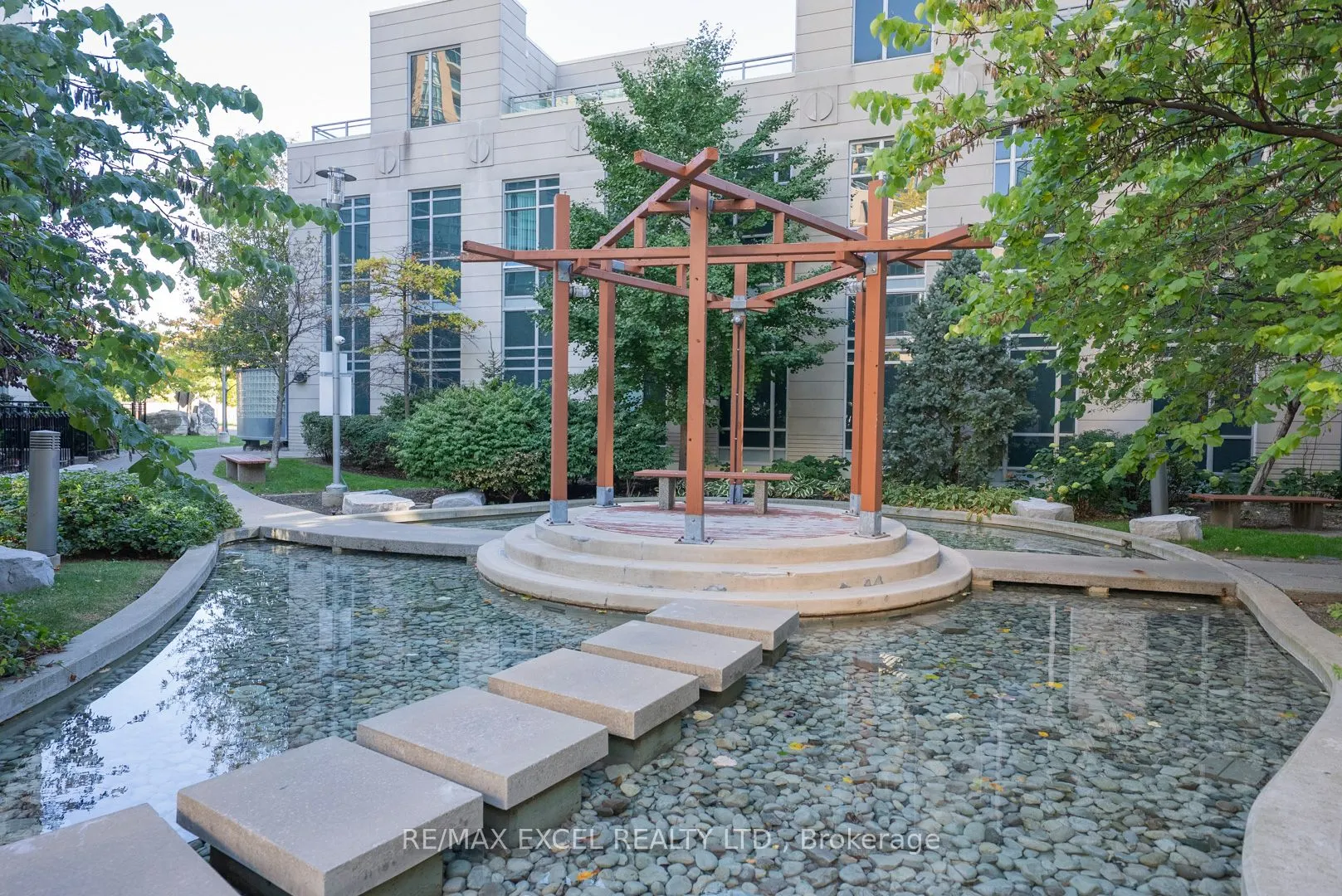 18 Holmes Avenue, #2602