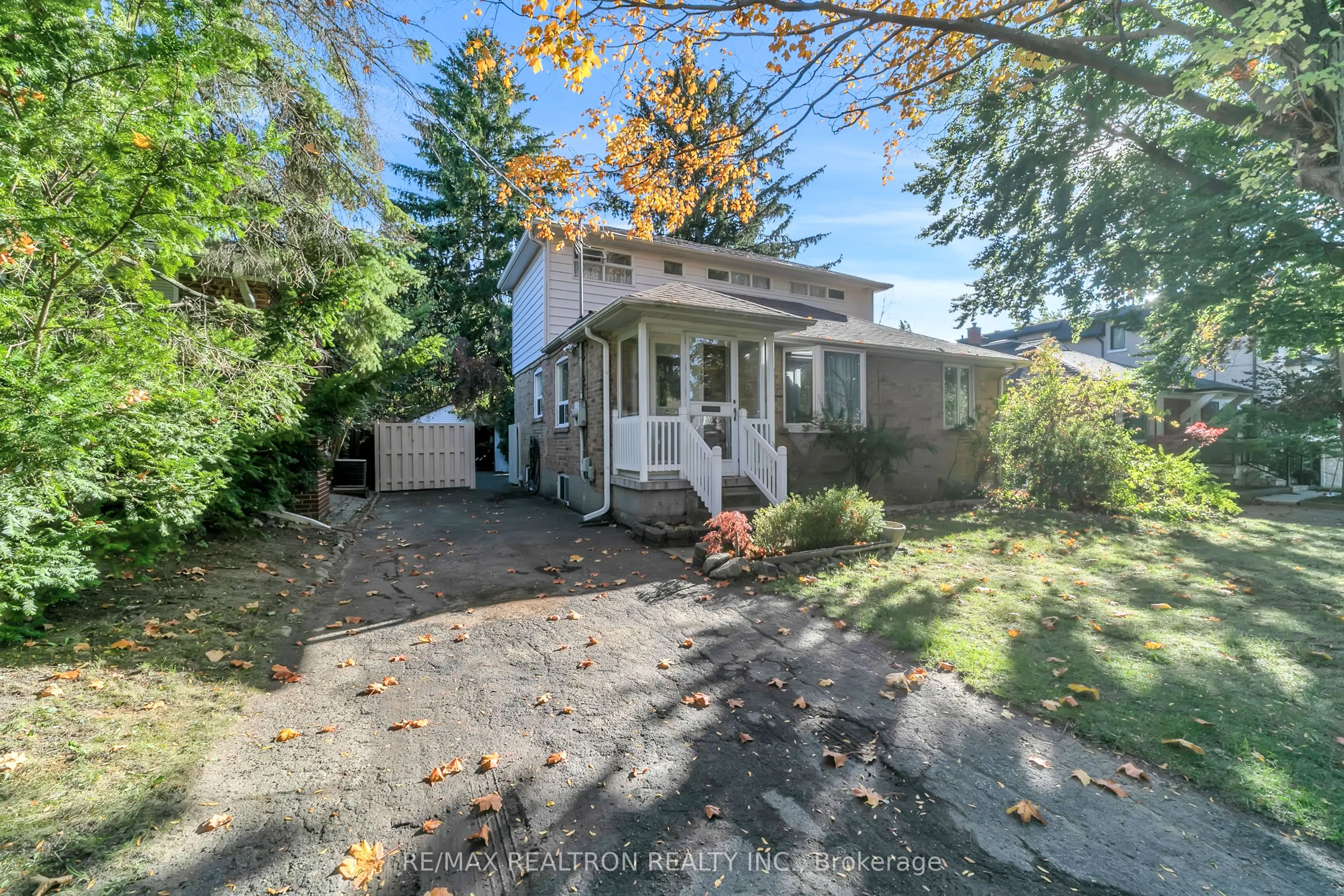 235 Churchill Avenue