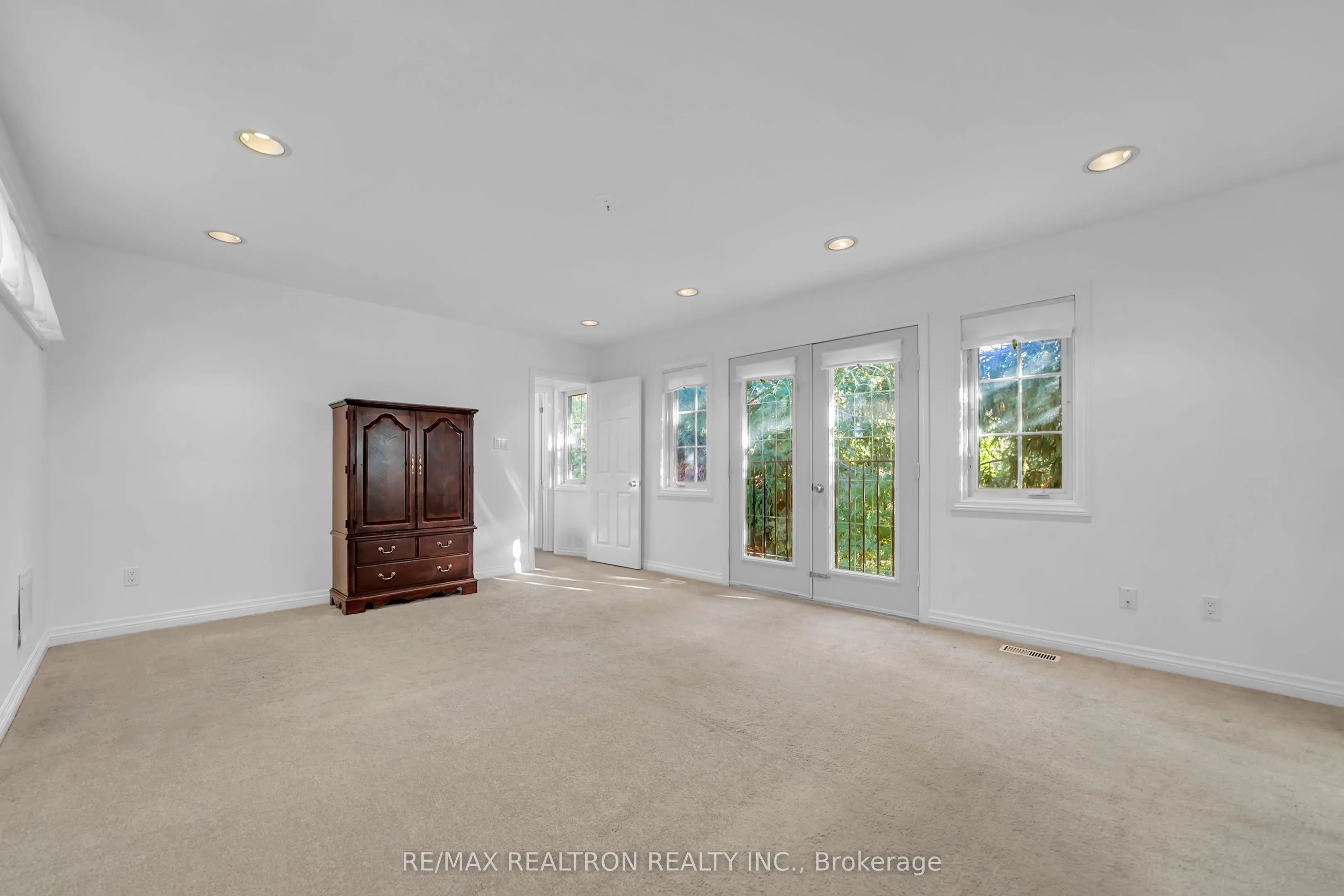 235 Churchill Avenue