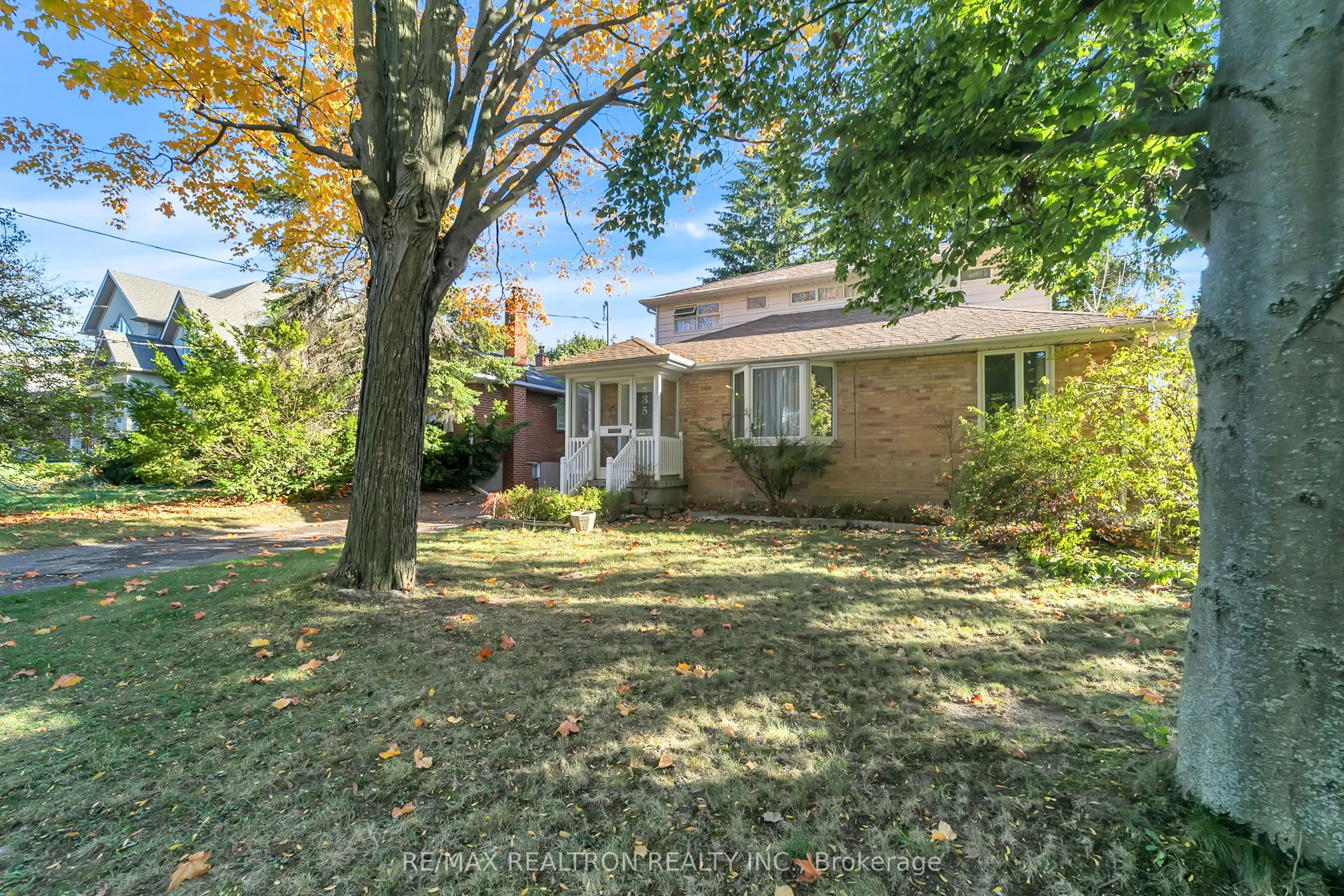 235 Churchill Avenue