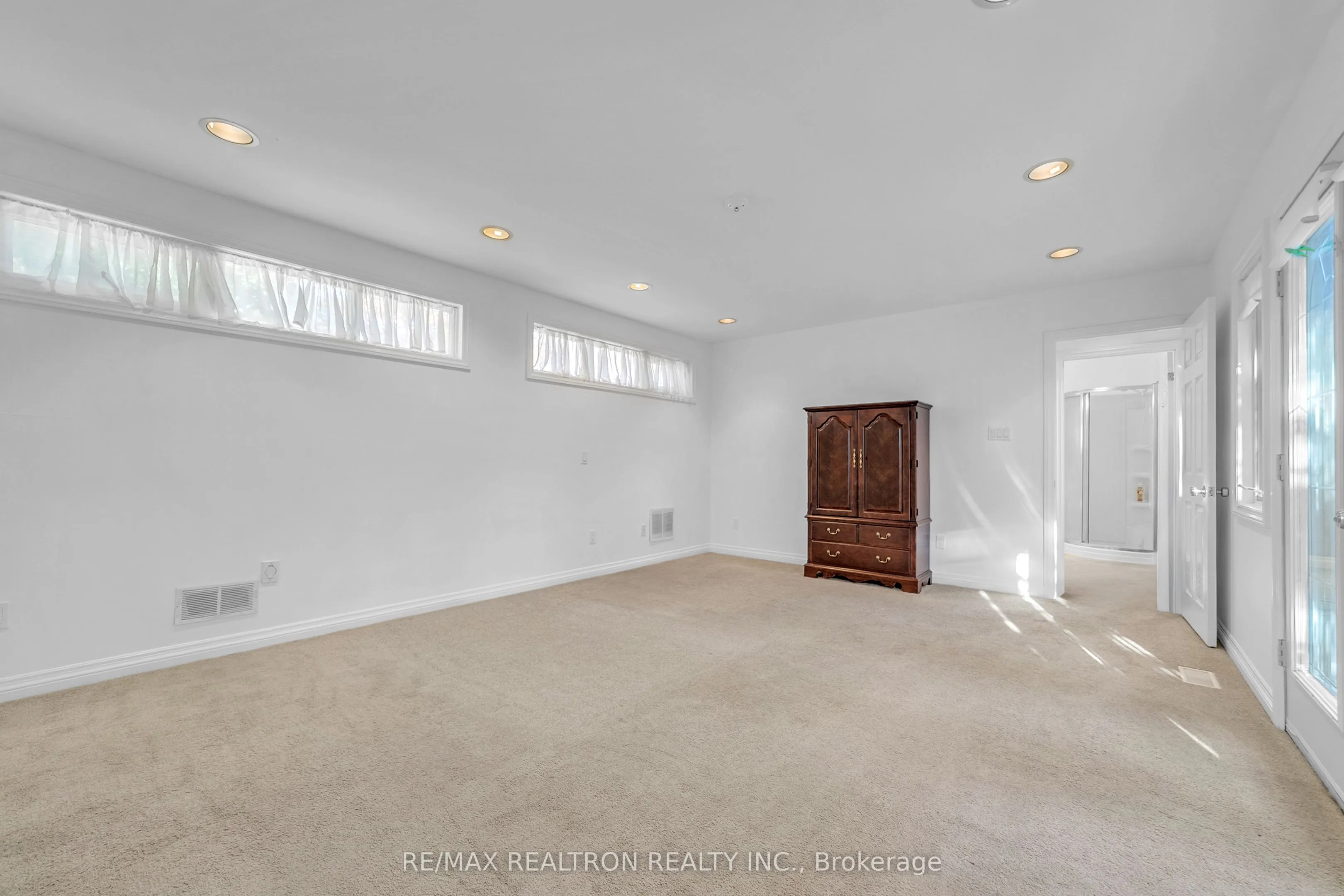 235 Churchill Avenue