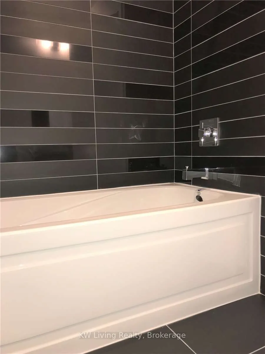 87 Peter Street, #4512