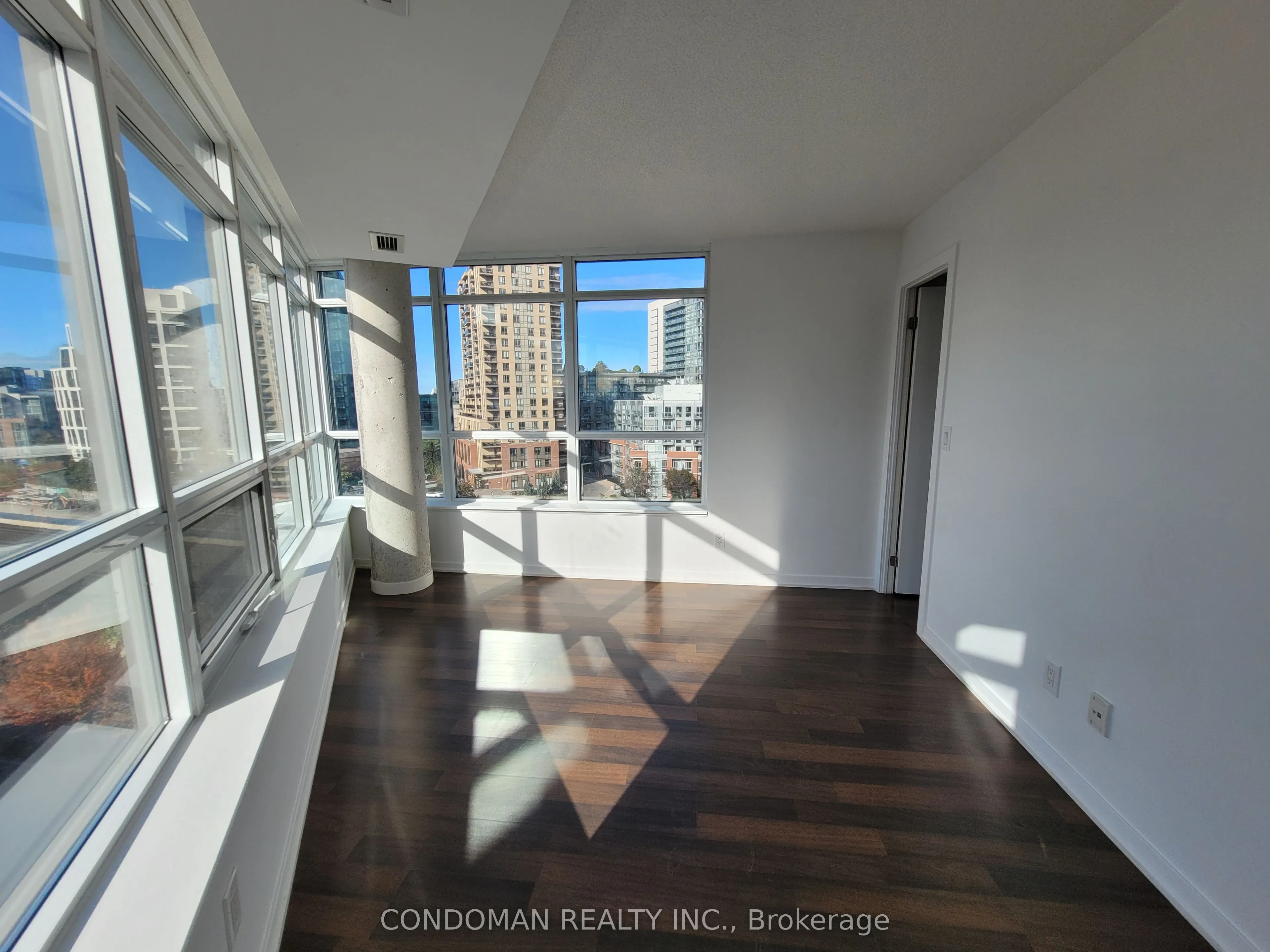 38 Joe Shuster Way, #818