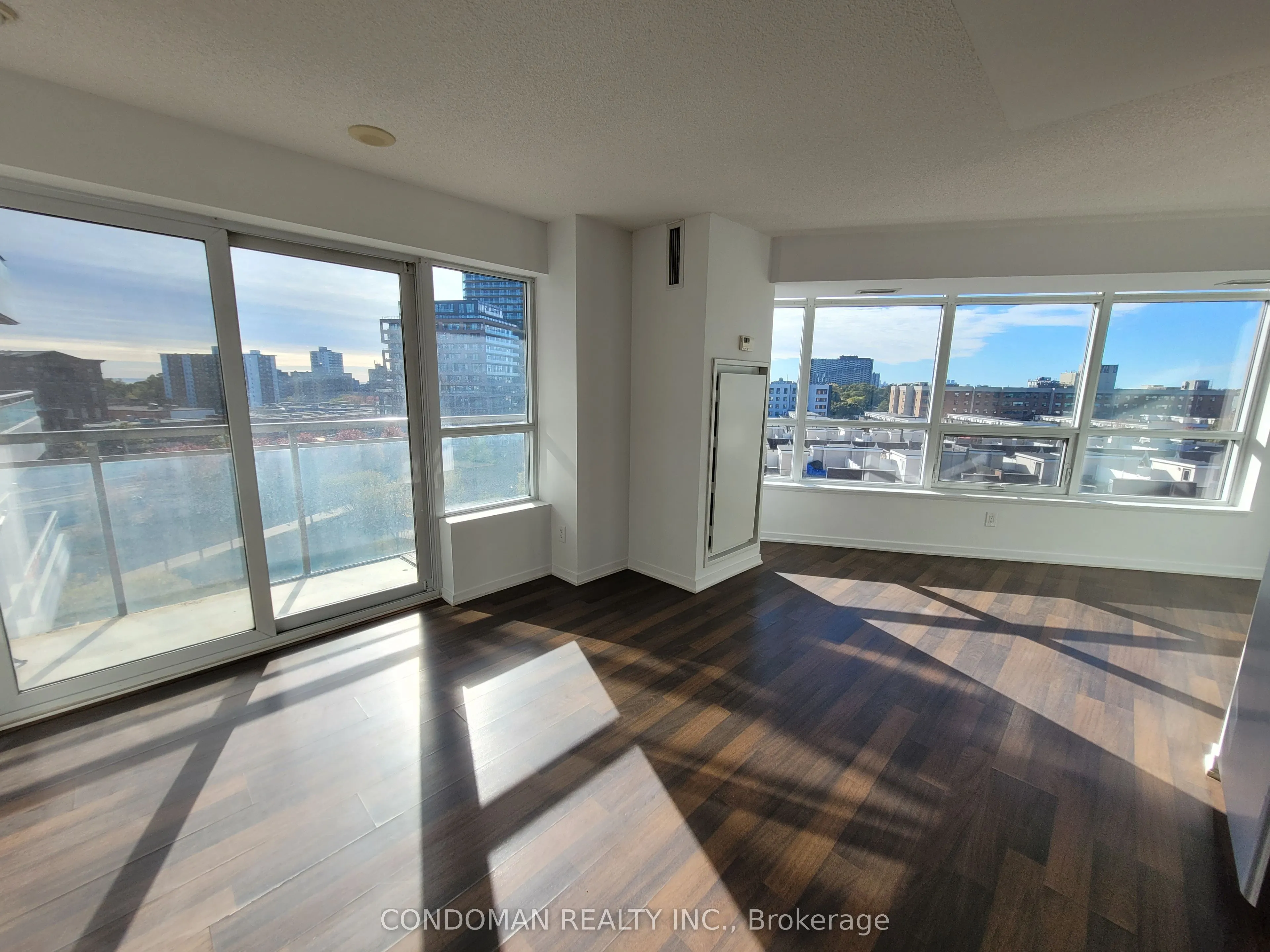 38 Joe Shuster Way, #818