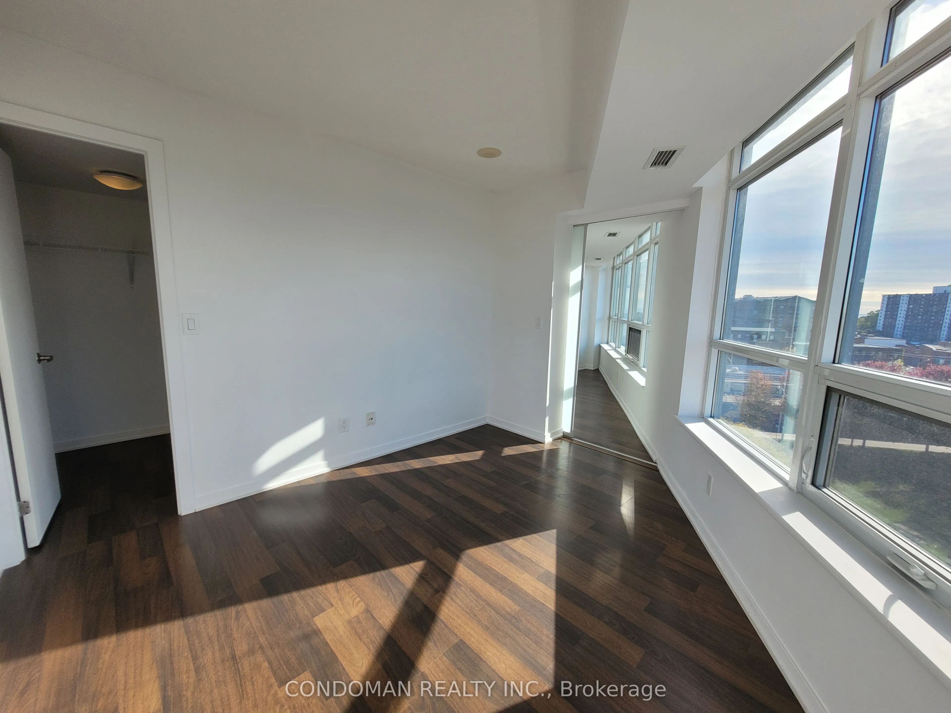38 Joe Shuster Way, #818