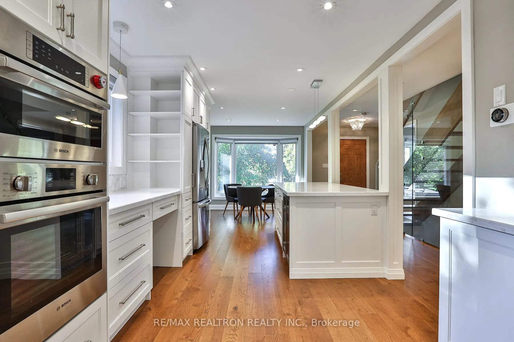 21 Meadowglade Crescent