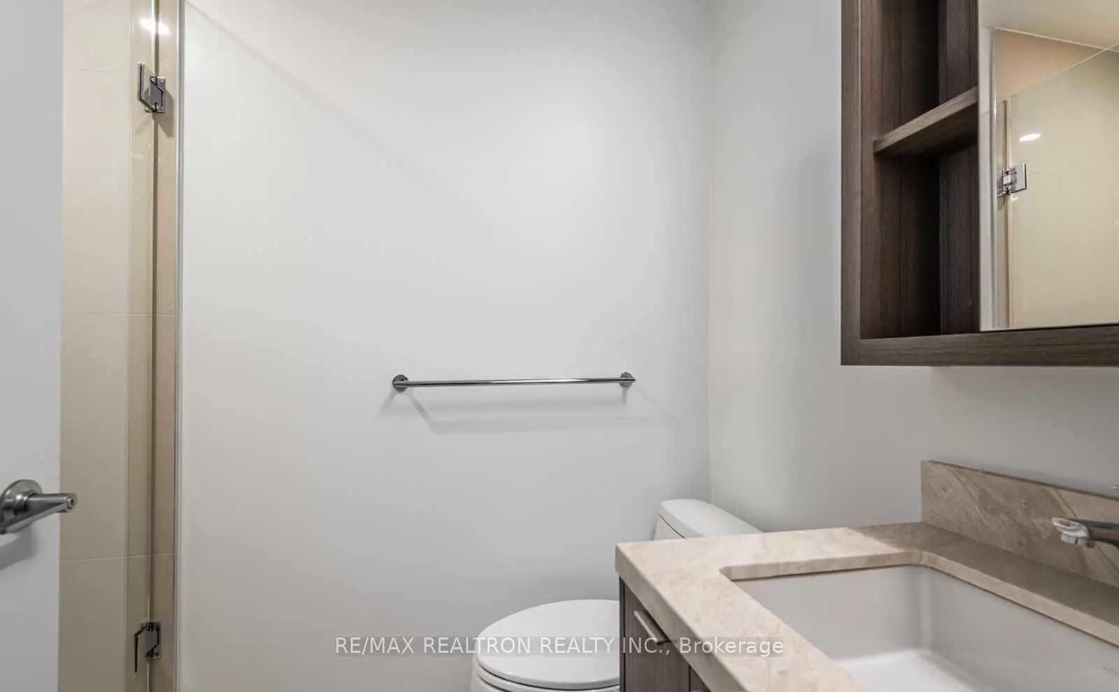 115 Blue Jays Way, #3011