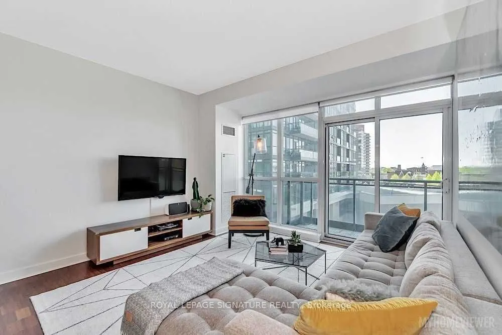 1169 Queen Street W, #504