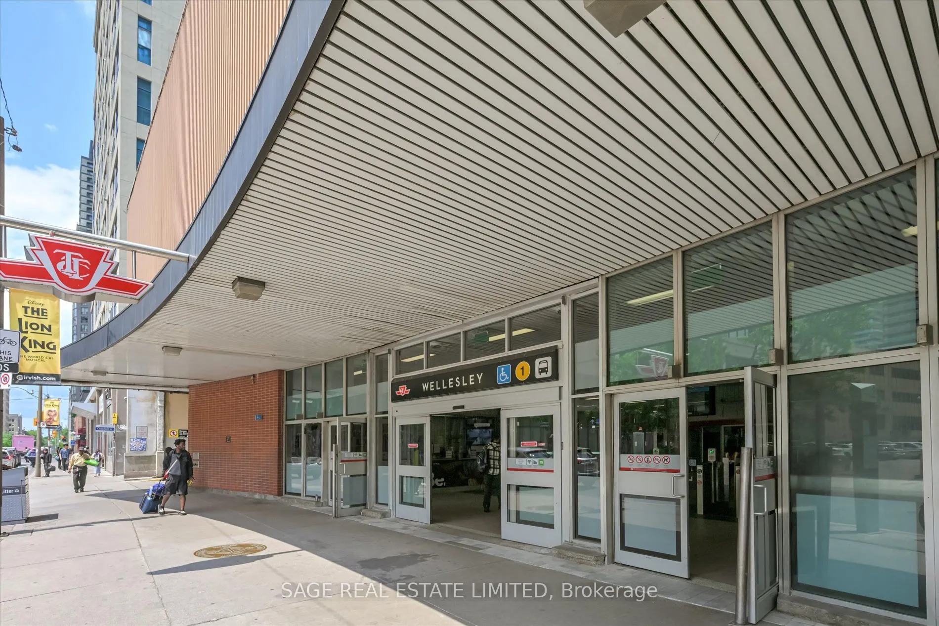555 Yonge Street, #413