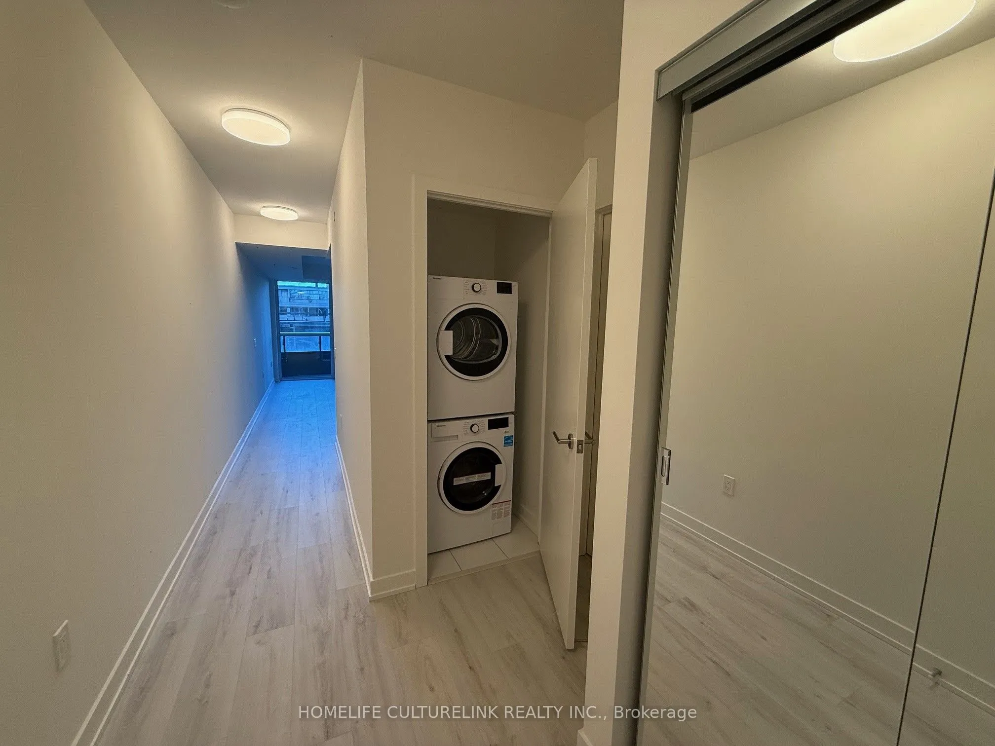 110 Broadway Avenue W, #317
