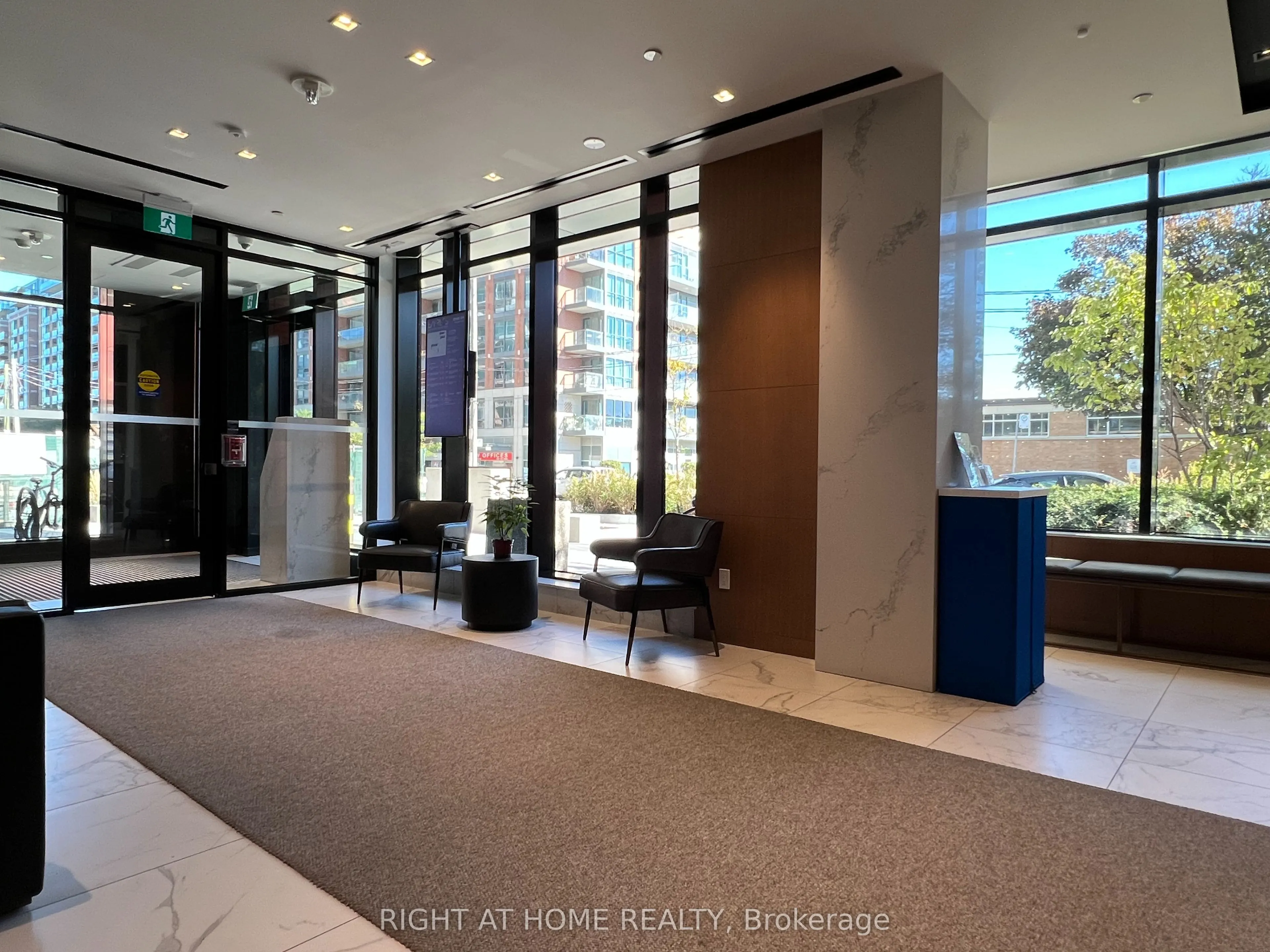 8 Tippett Road, #1509