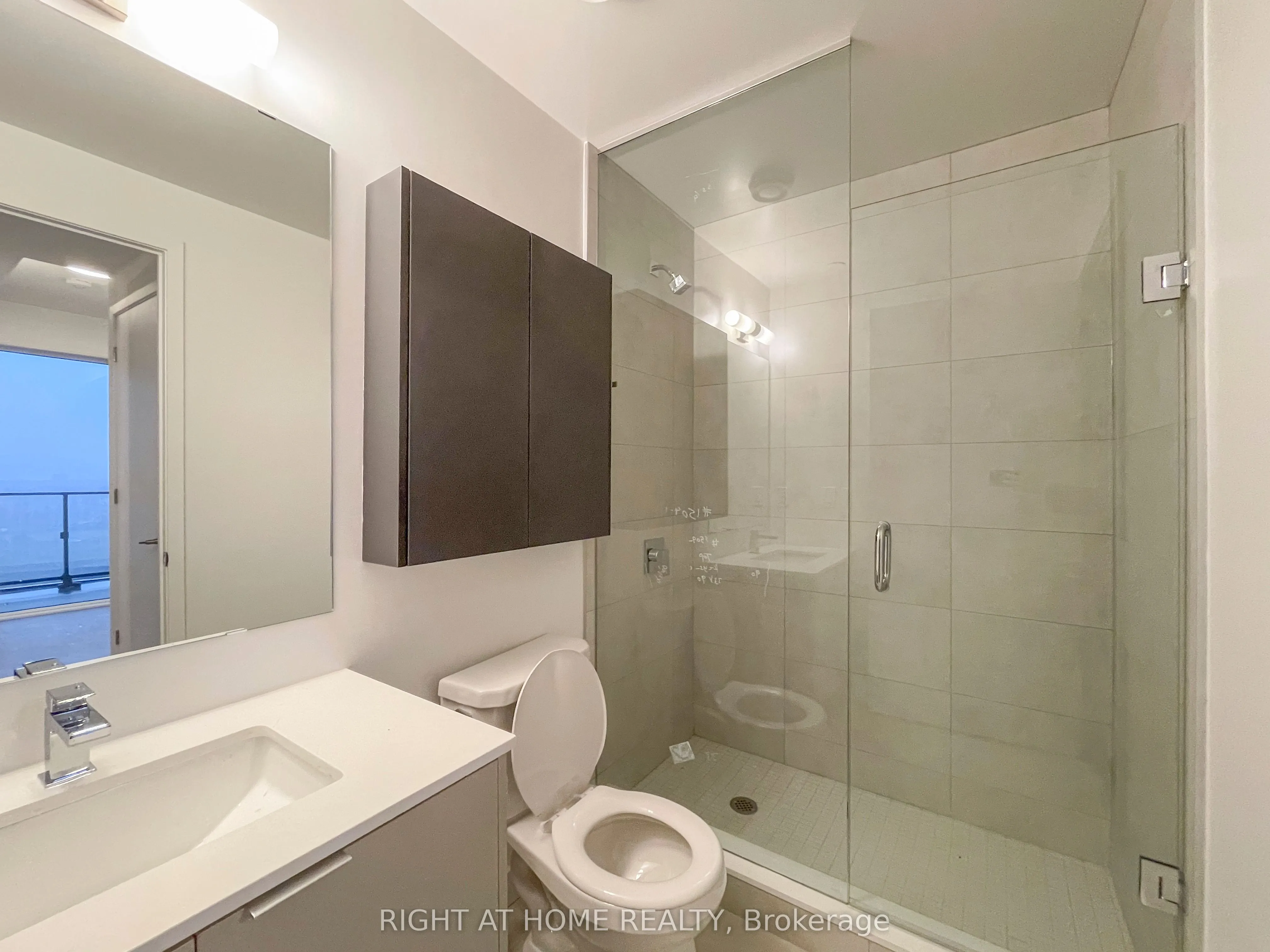 8 Tippett Road, #1509