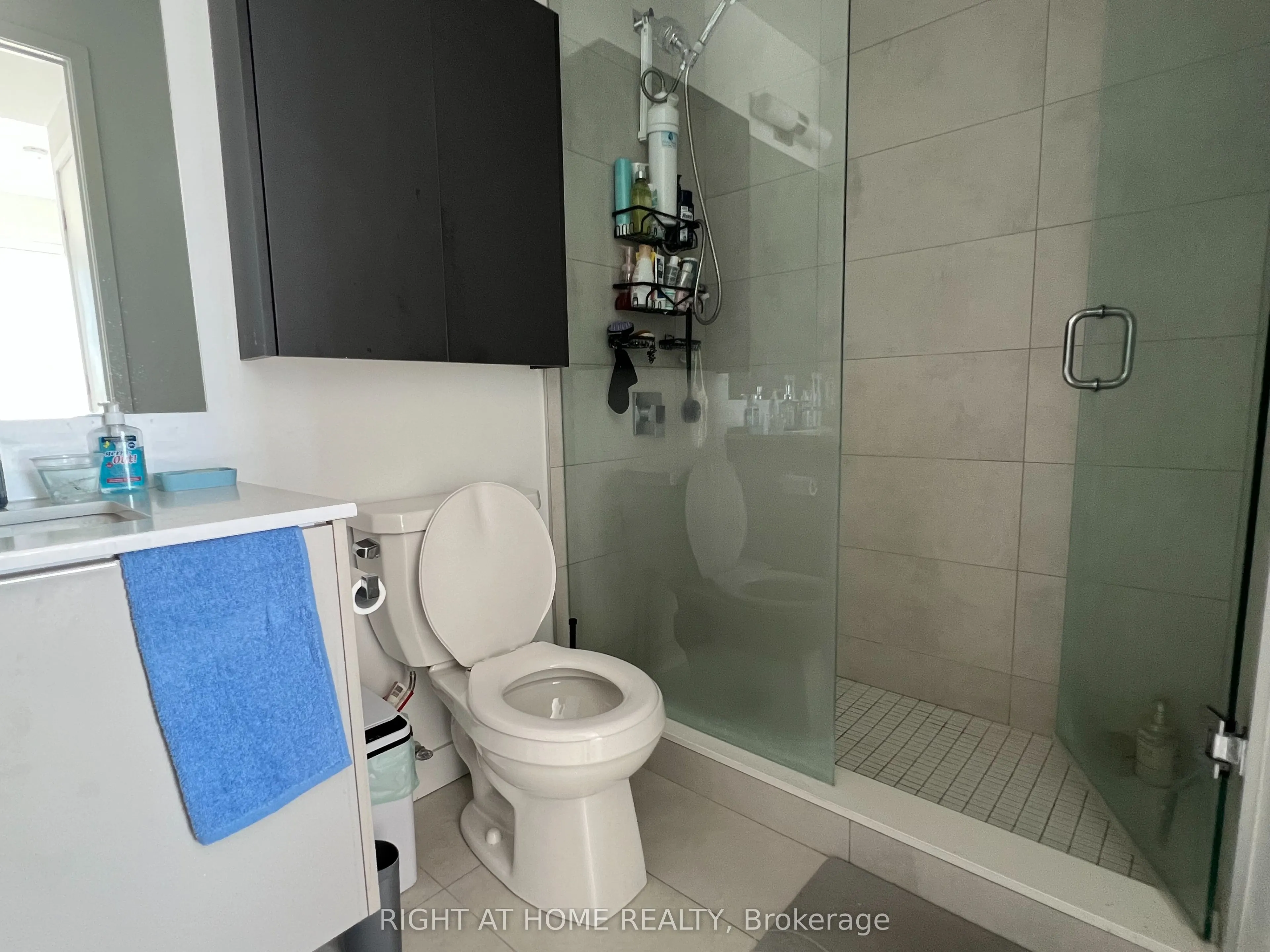 8 Tippett Road, #1509