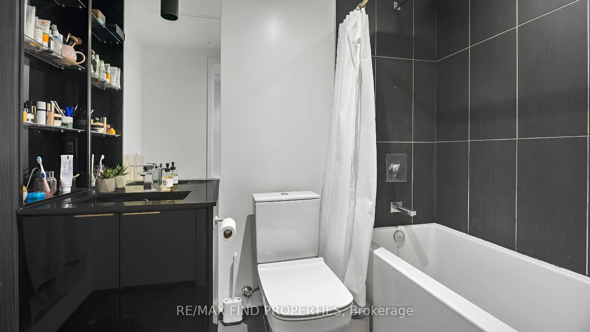 70 Temperance Street, #3814