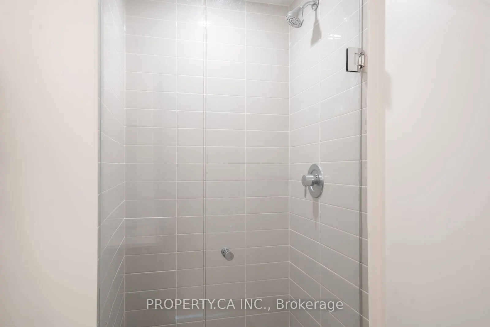 576 Front Street W, #621E