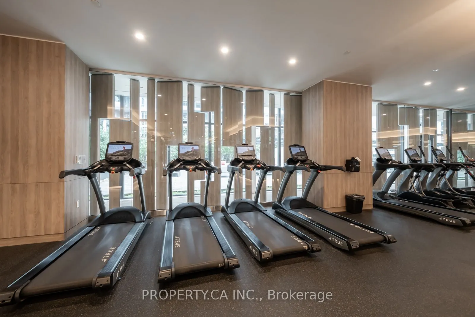 576 Front Street W, #621E
