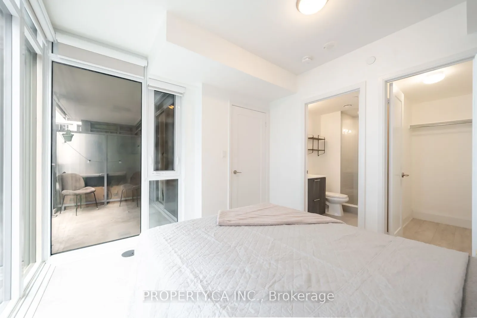 576 Front Street W, #621E