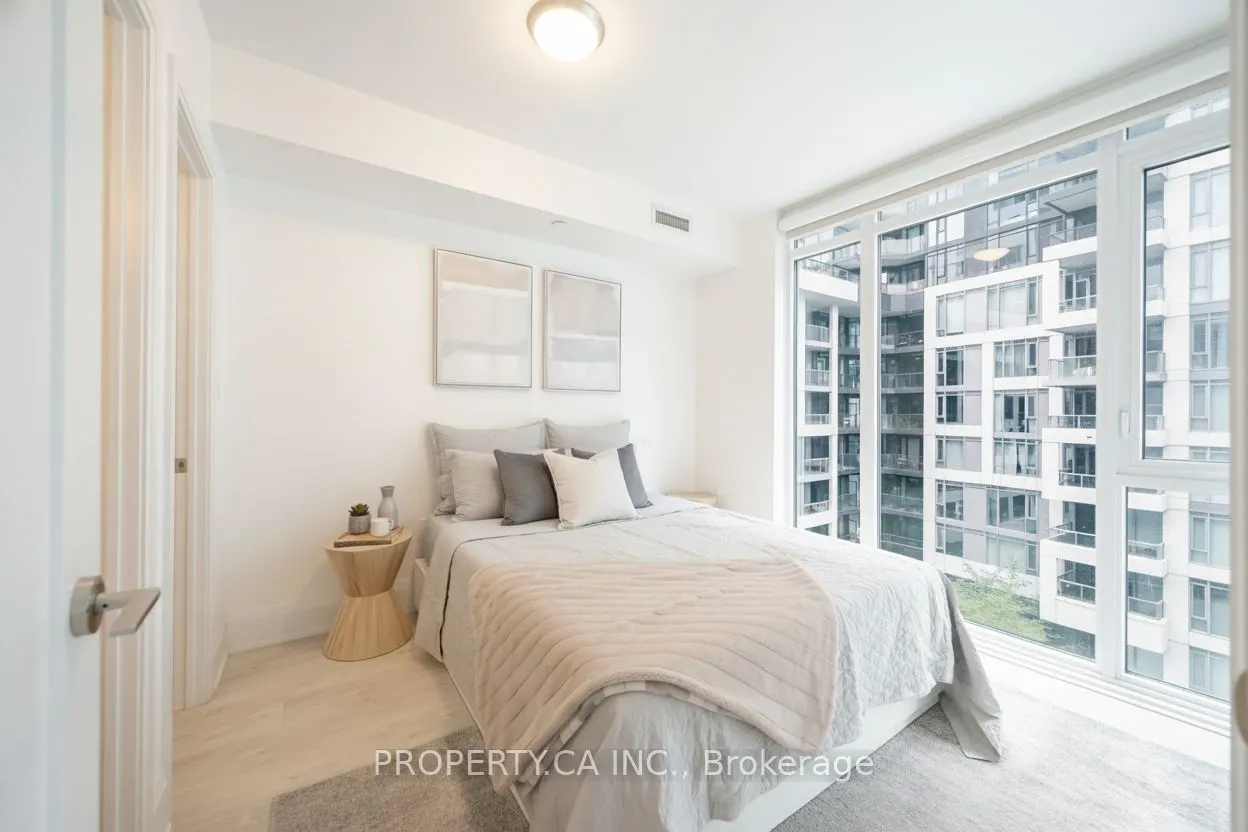 576 Front Street W, #621E