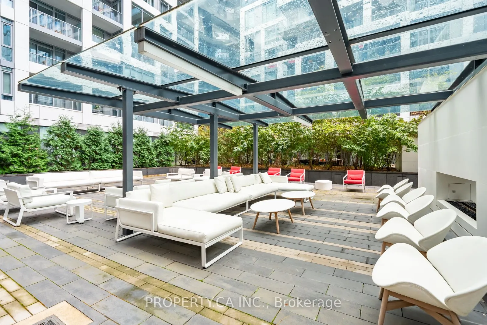 576 Front Street W, #621E