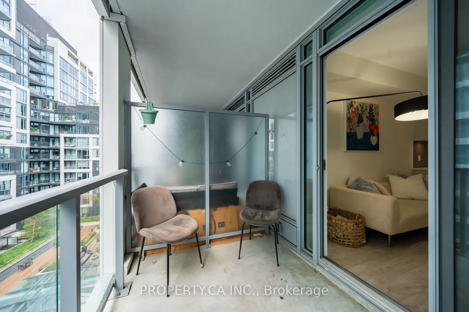 576 Front Street W, #621E