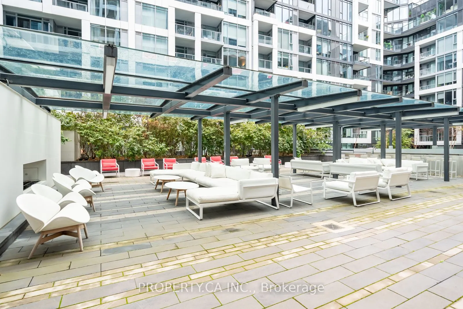 576 Front Street W, #621E