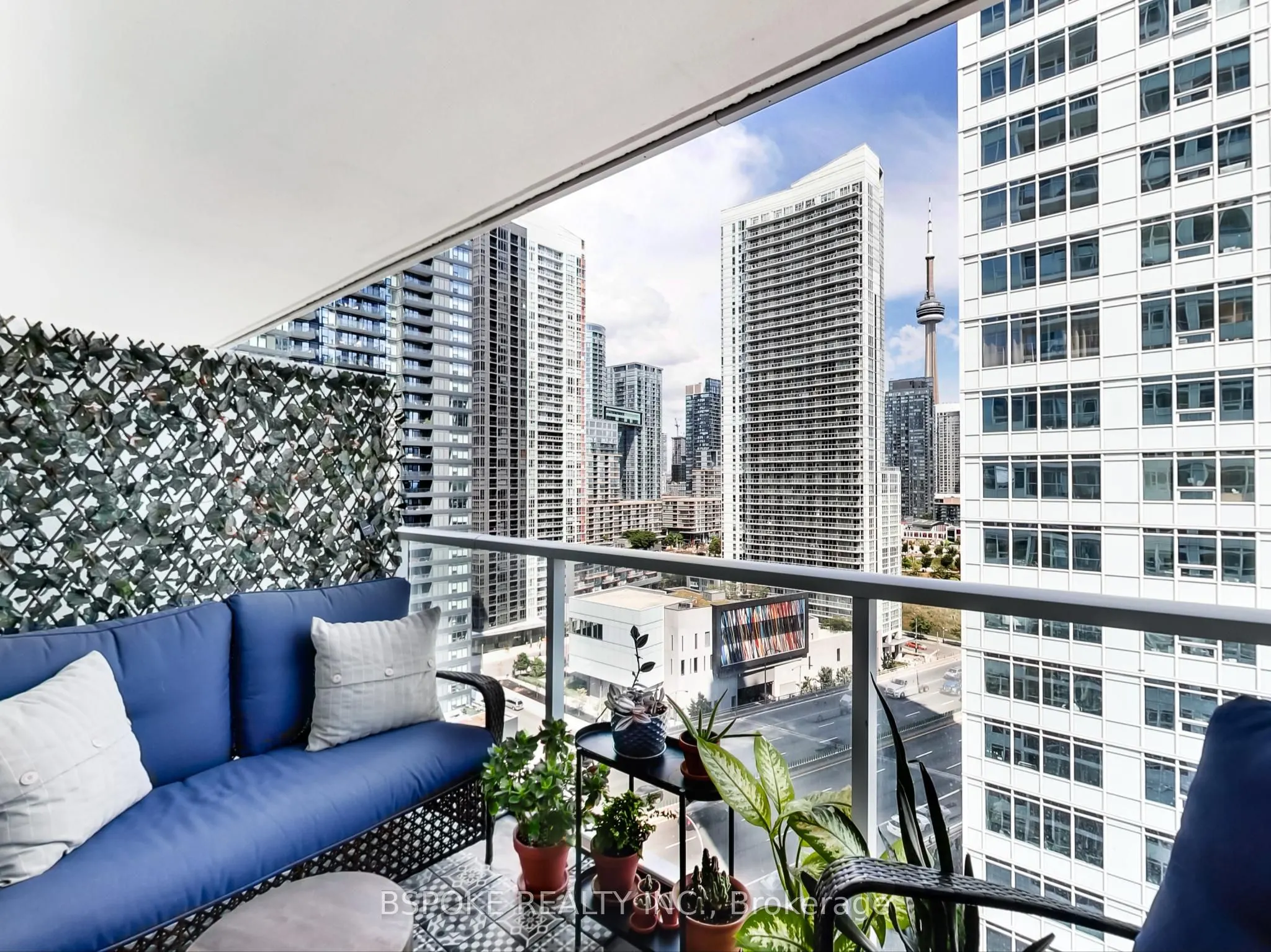 19 Bathurst Street, #1910