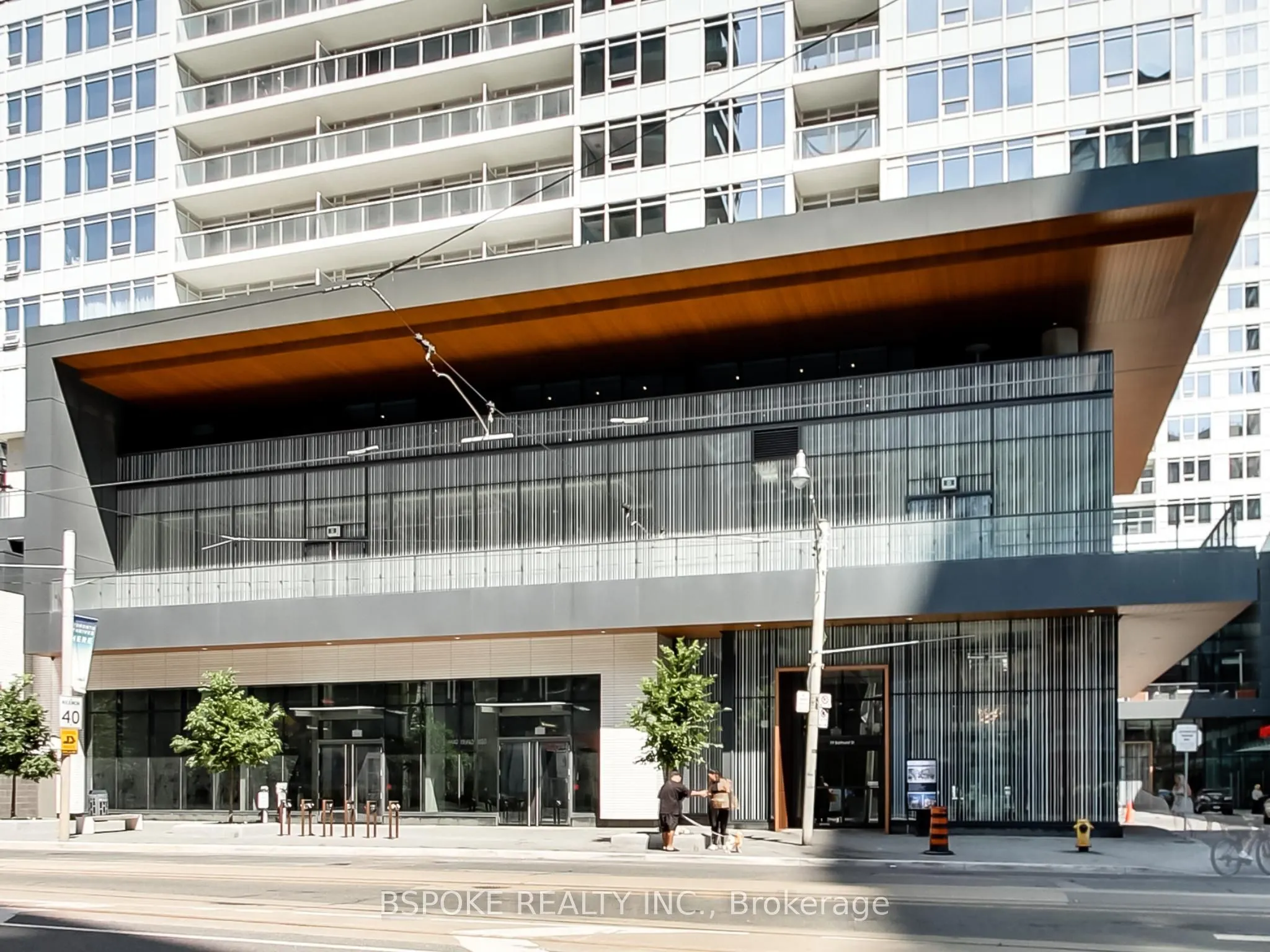 19 Bathurst Street, #1910