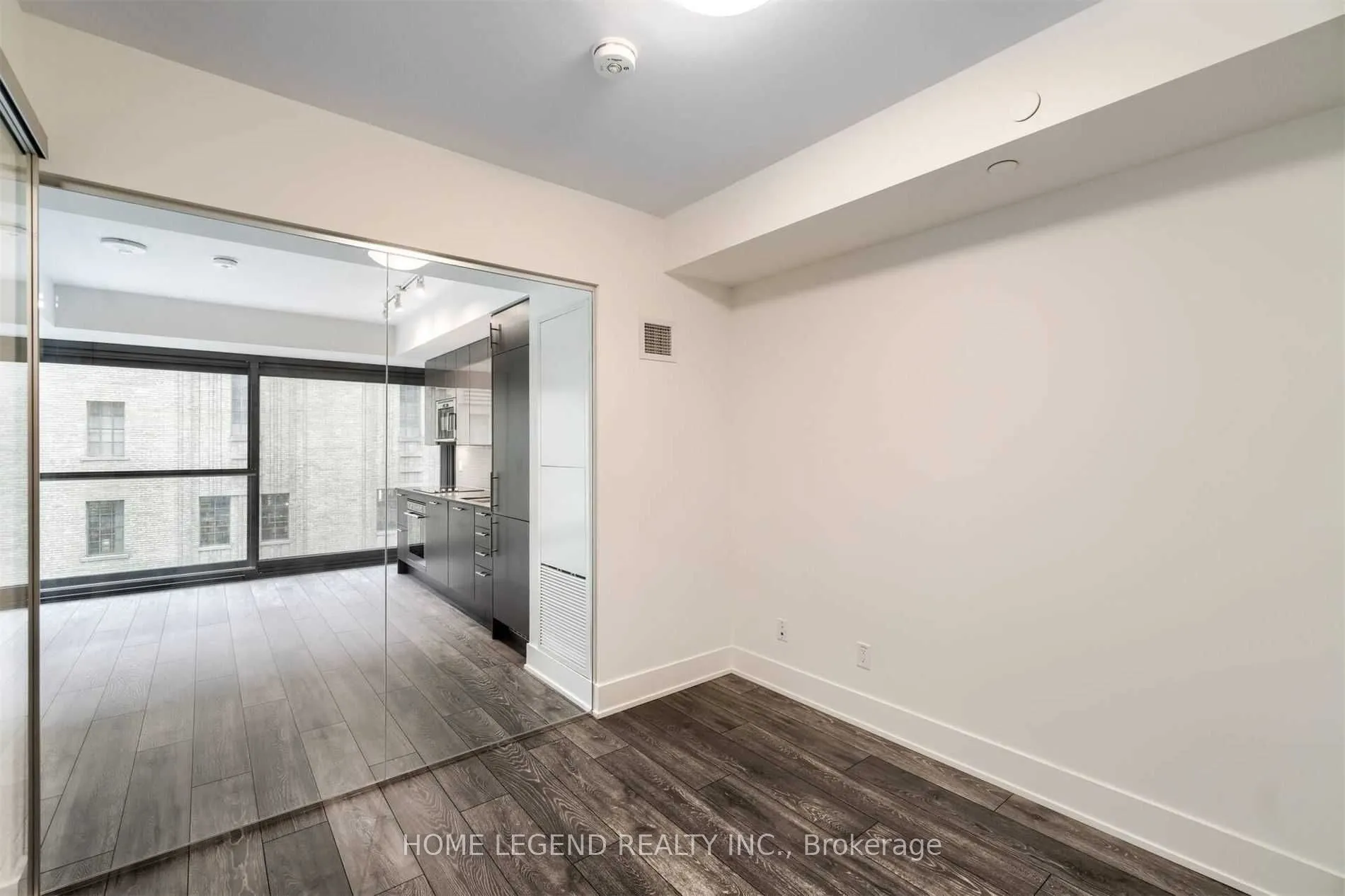 403 Church Street, #411