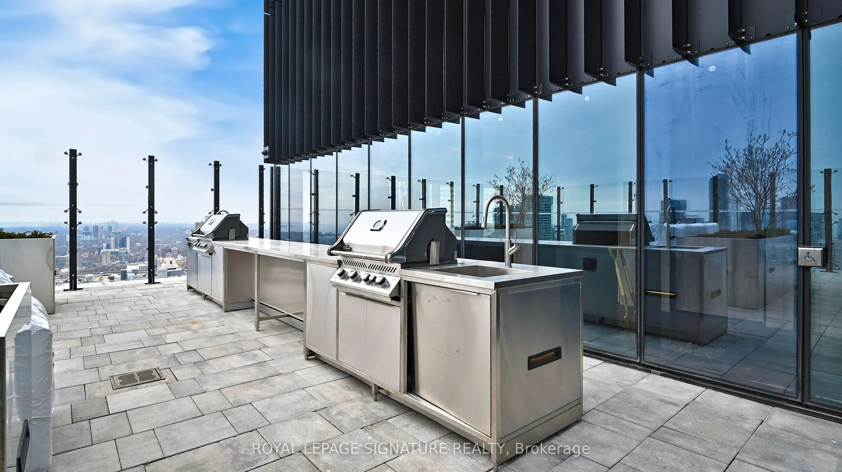 61 Charles Street E, #508