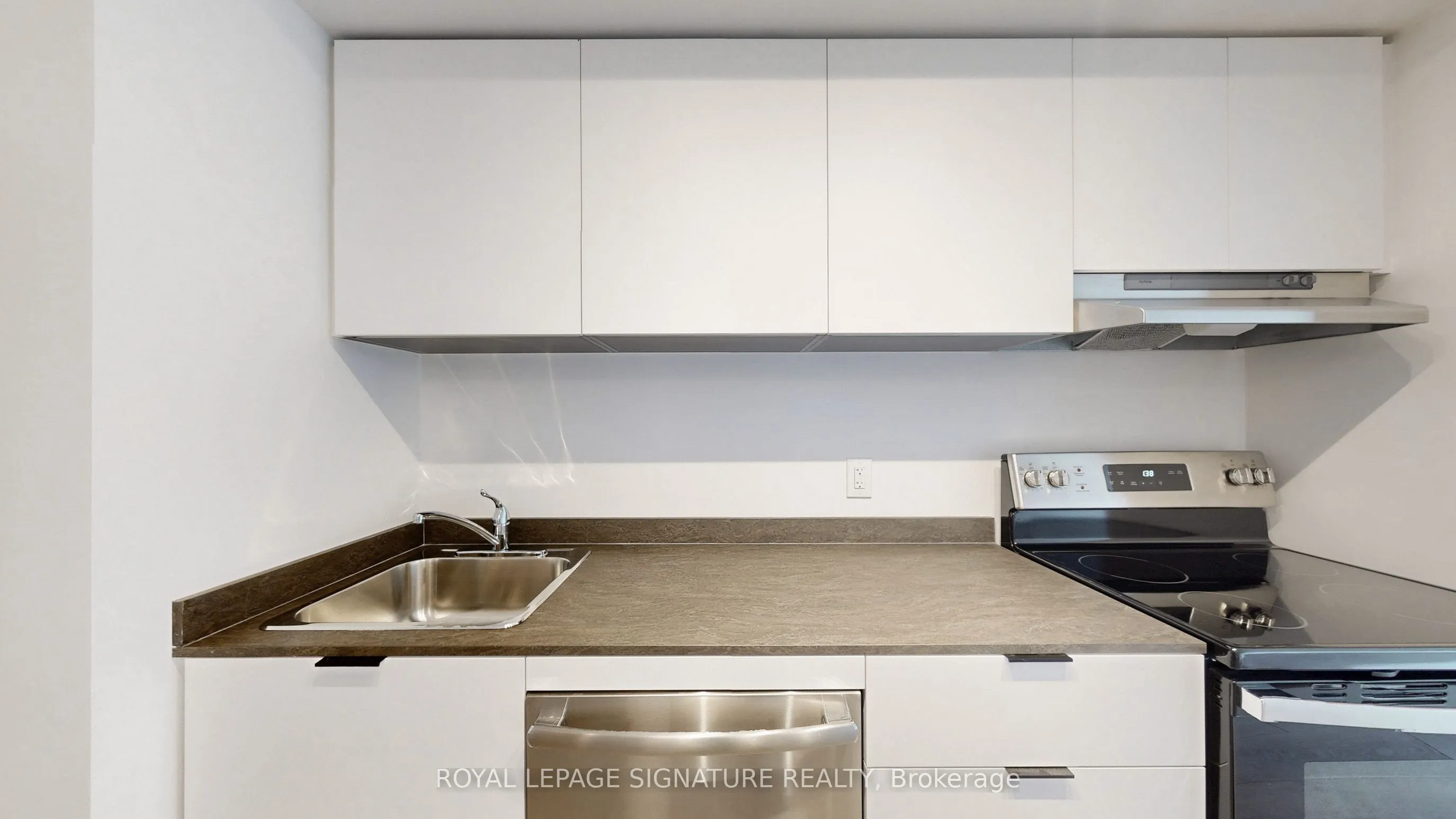 61 Charles Street E, #508
