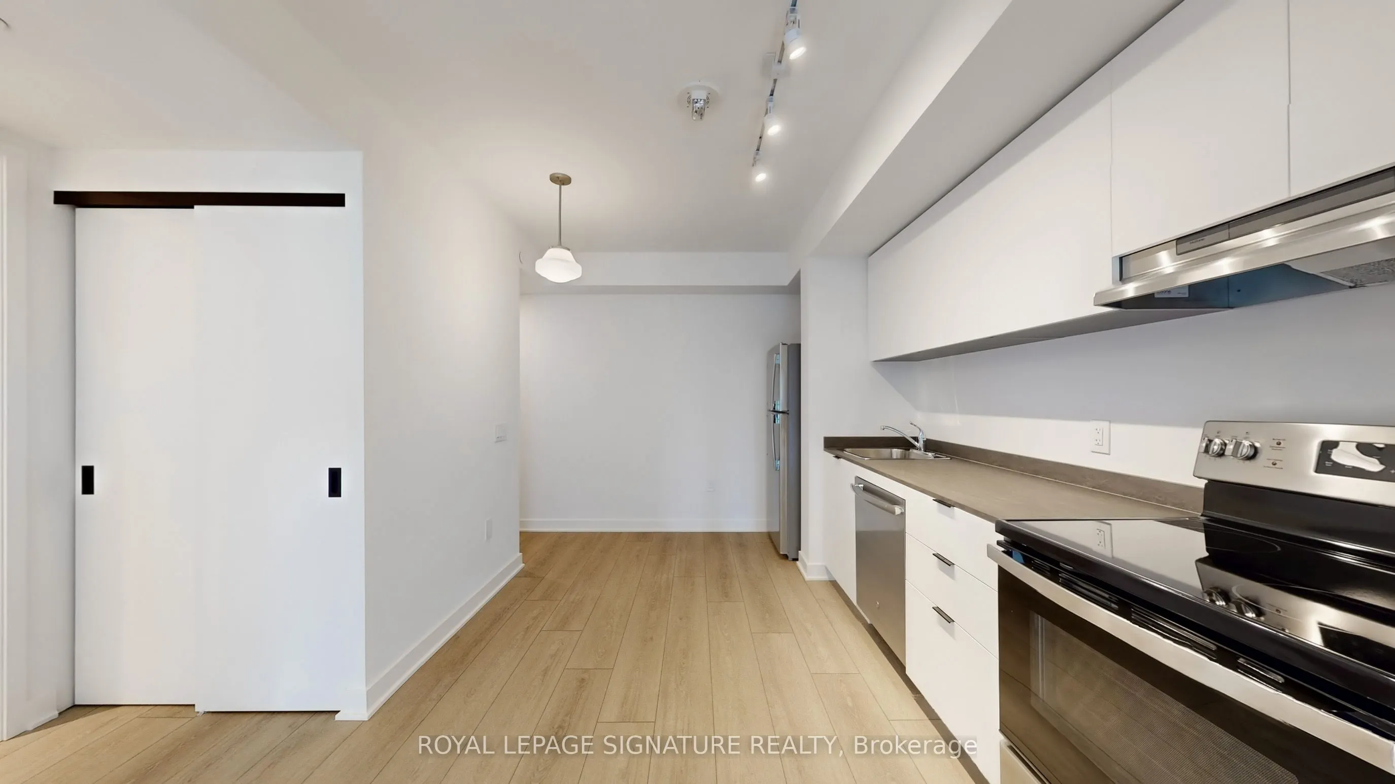 61 Charles Street E, #508