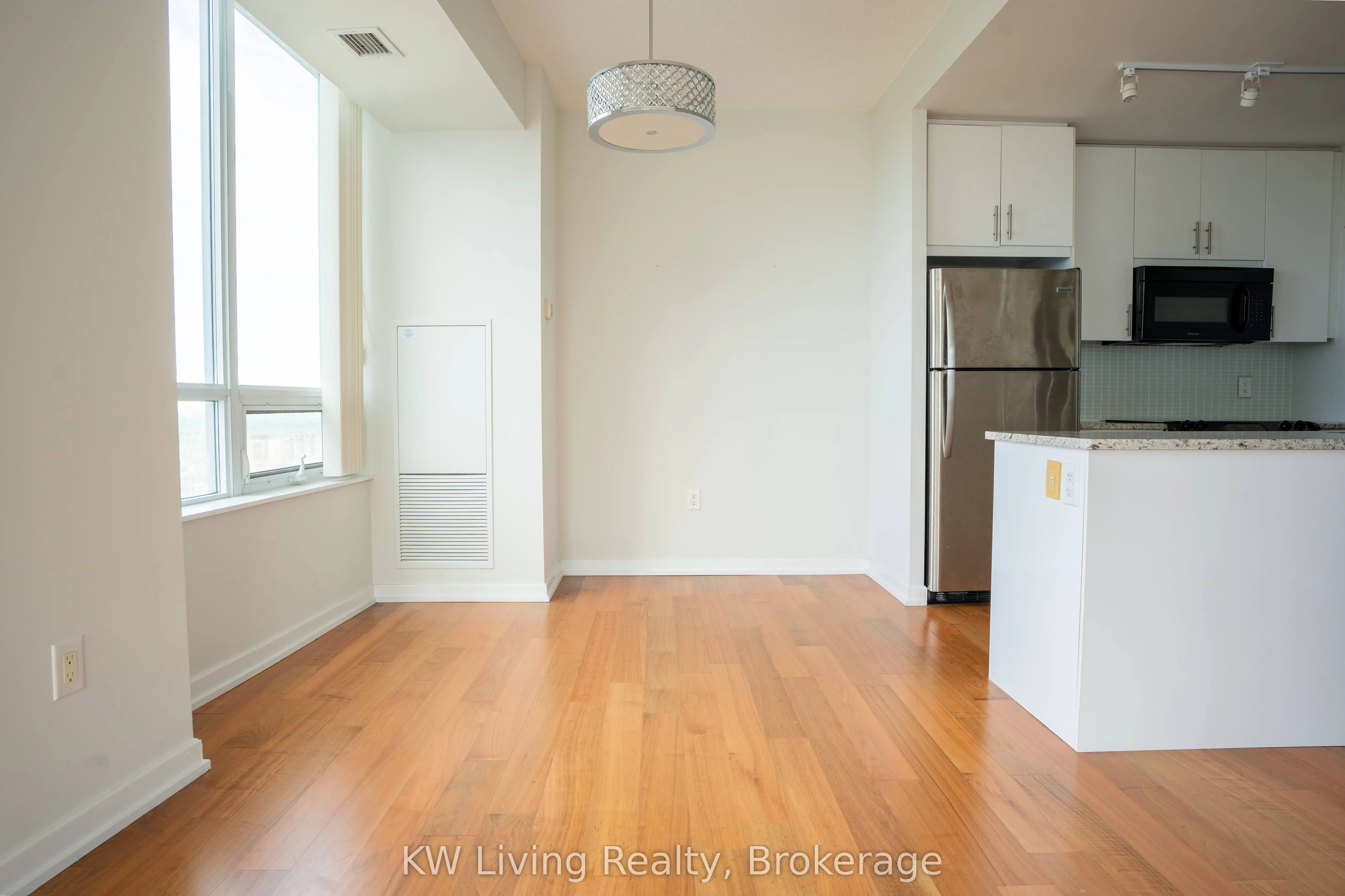 70 Forest Manor Road, #2506