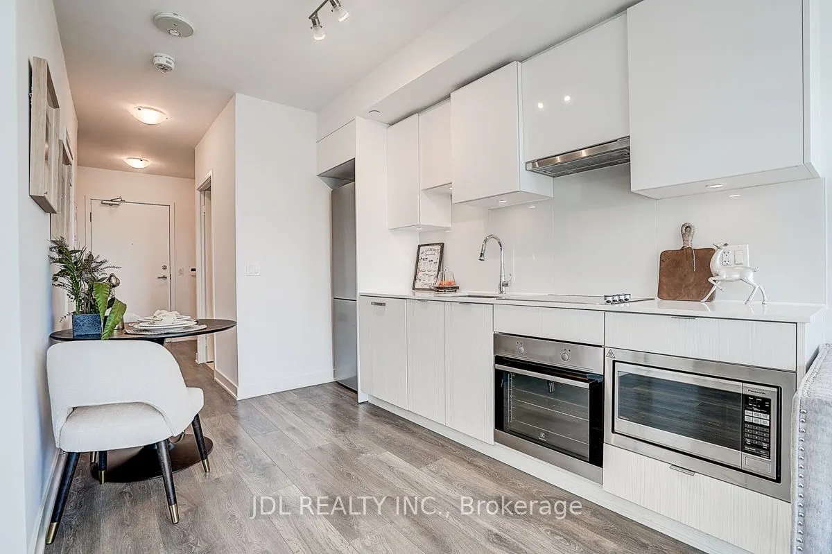 195 Redpath Avenue, #3109