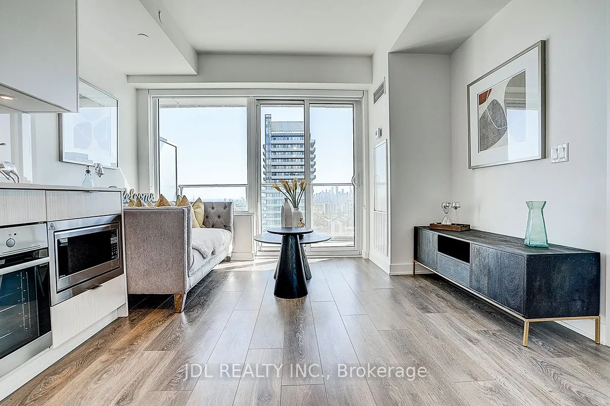 195 Redpath Avenue, #3109