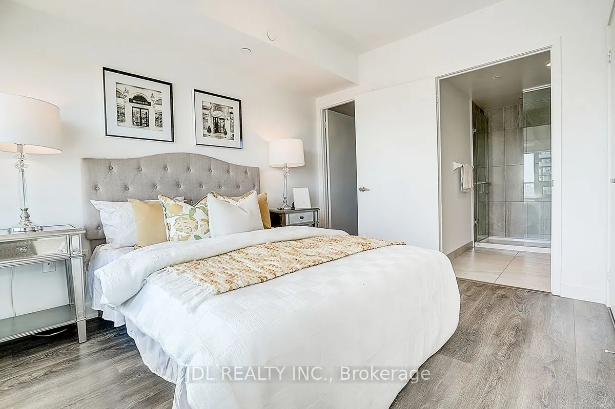 195 Redpath Avenue, #3109