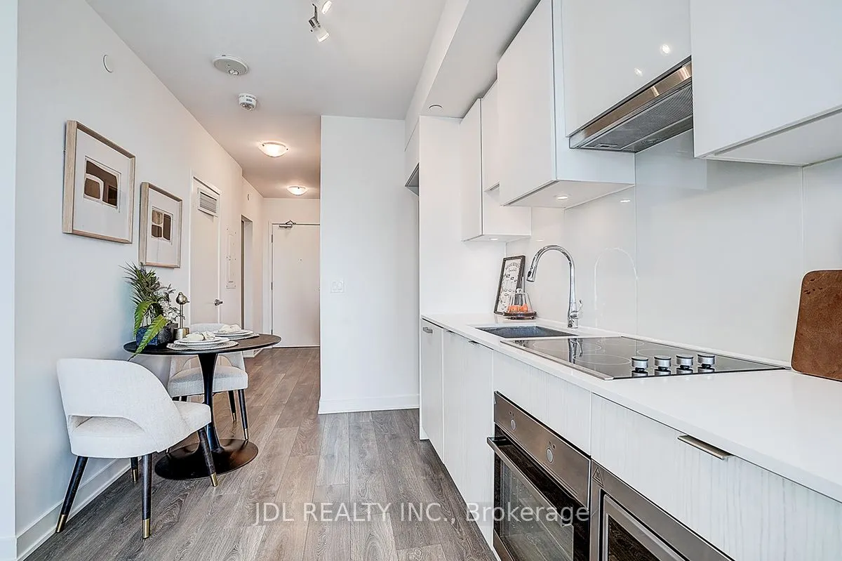 195 Redpath Avenue, #3109