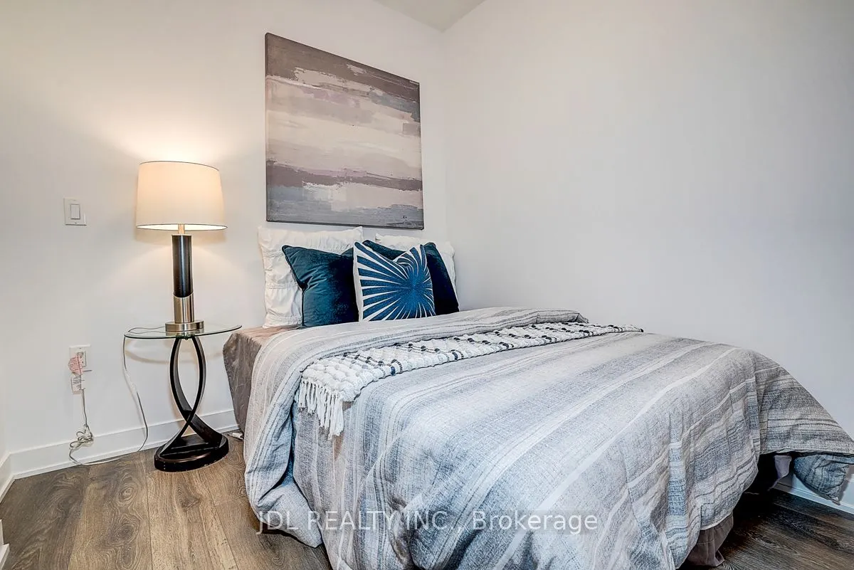195 Redpath Avenue, #3109