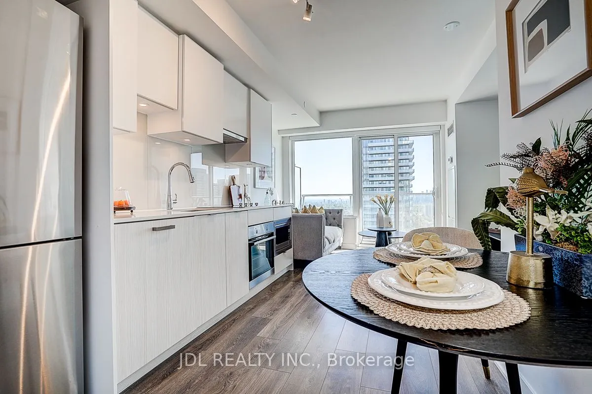 195 Redpath Avenue, #3109